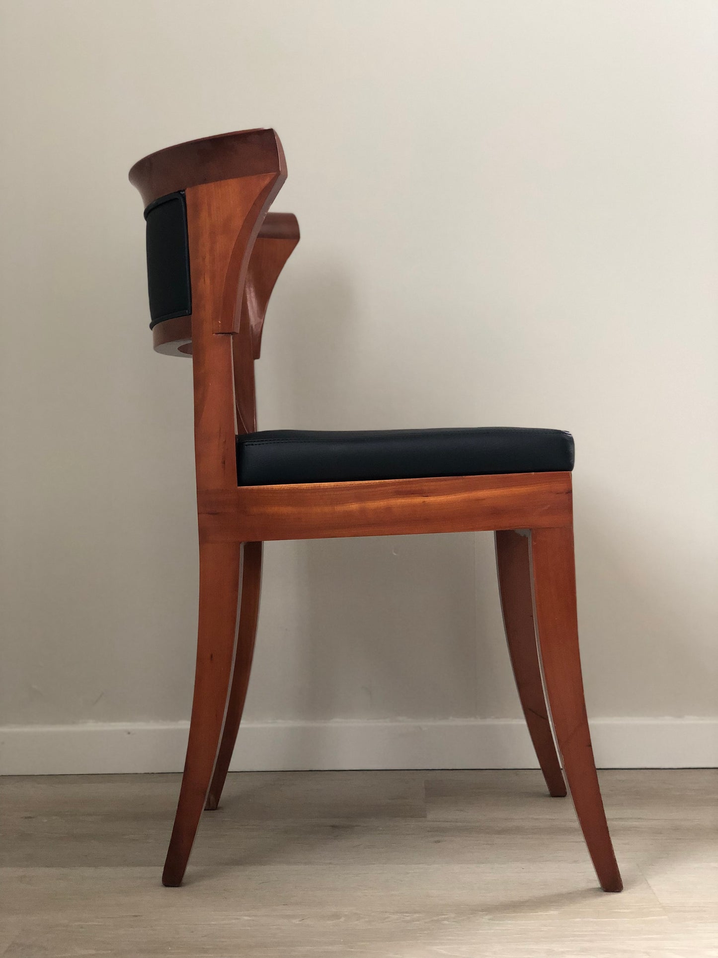 A Pair of 4 Giorgetti Cherry Wood Dining Chairs Model Sella Media by Leon Krier 1991