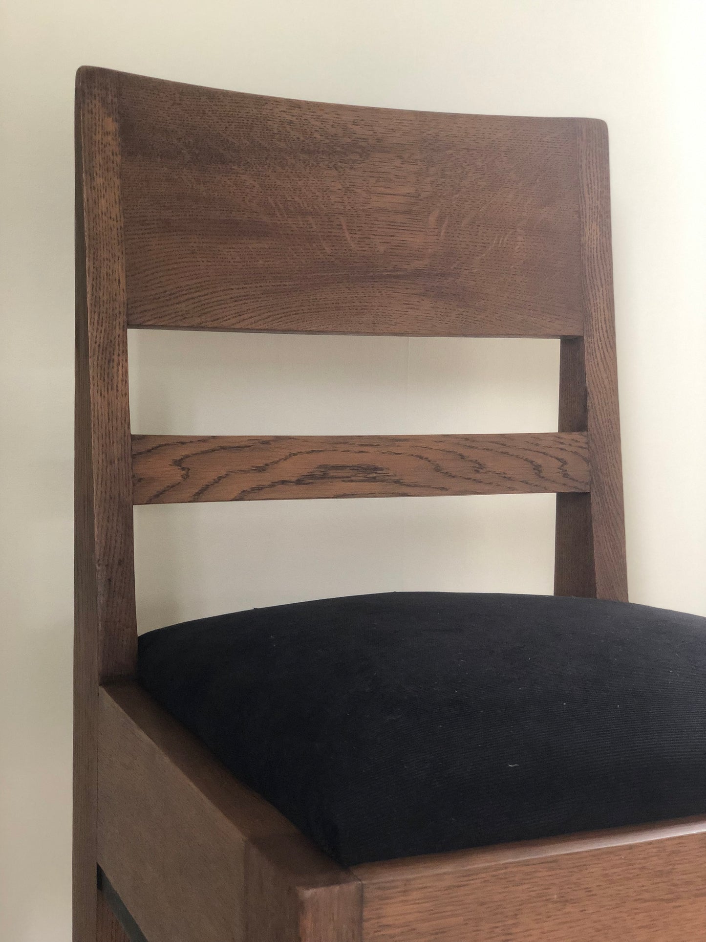 Pair of Oak Art Deco “Haagse School” Chair By H. Fels For L.O.V. Oosterbeek 1920s