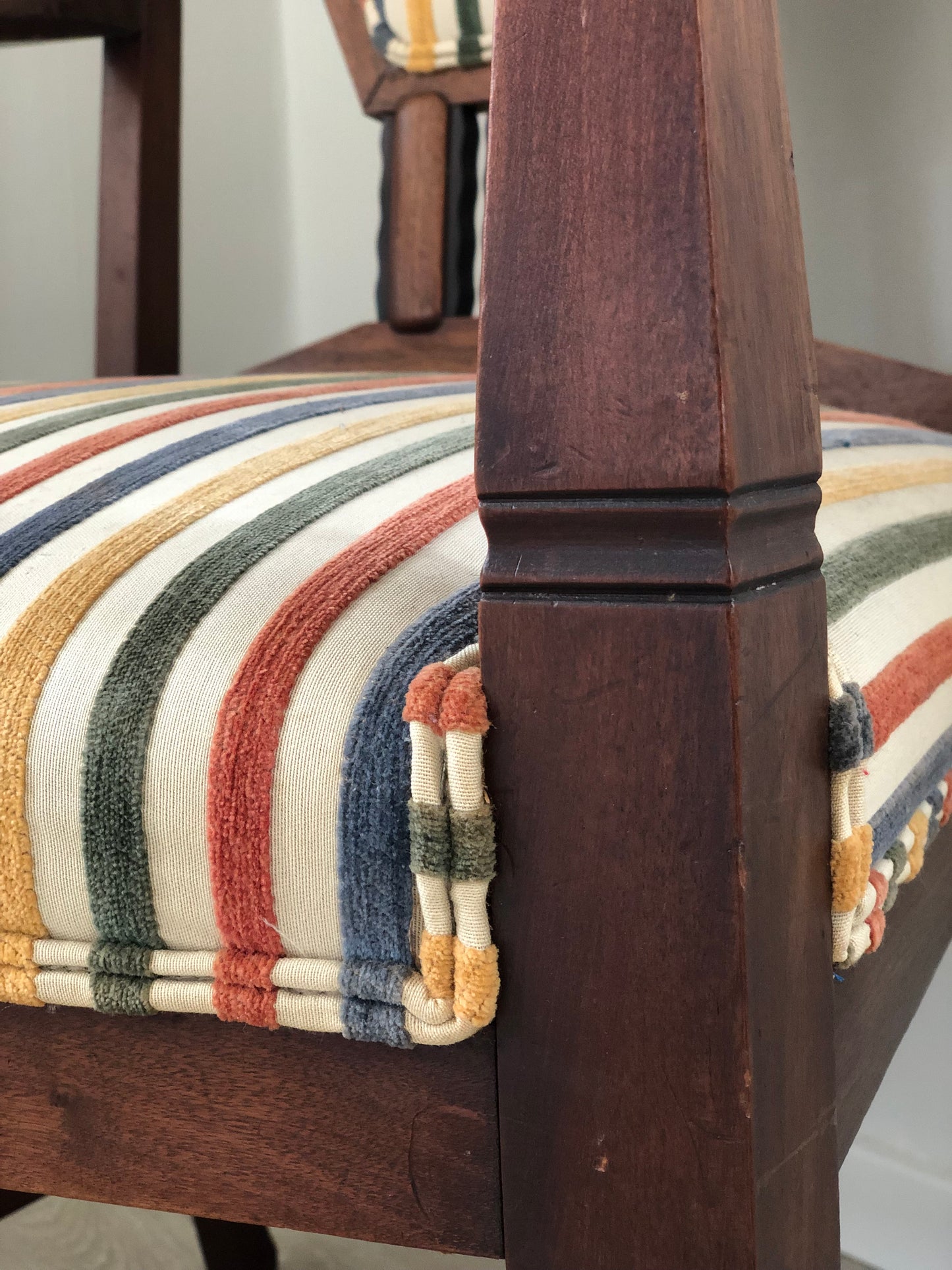 Pair of 2 Art Deco Amsterdam School ‘t Woonhuys Arm Chairs The Netherlands 1930s