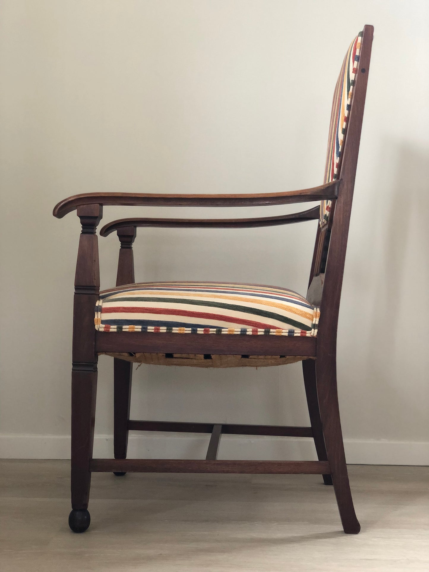 Pair of 2 Art Deco Amsterdam School ‘t Woonhuys Arm Chairs The Netherlands 1930s