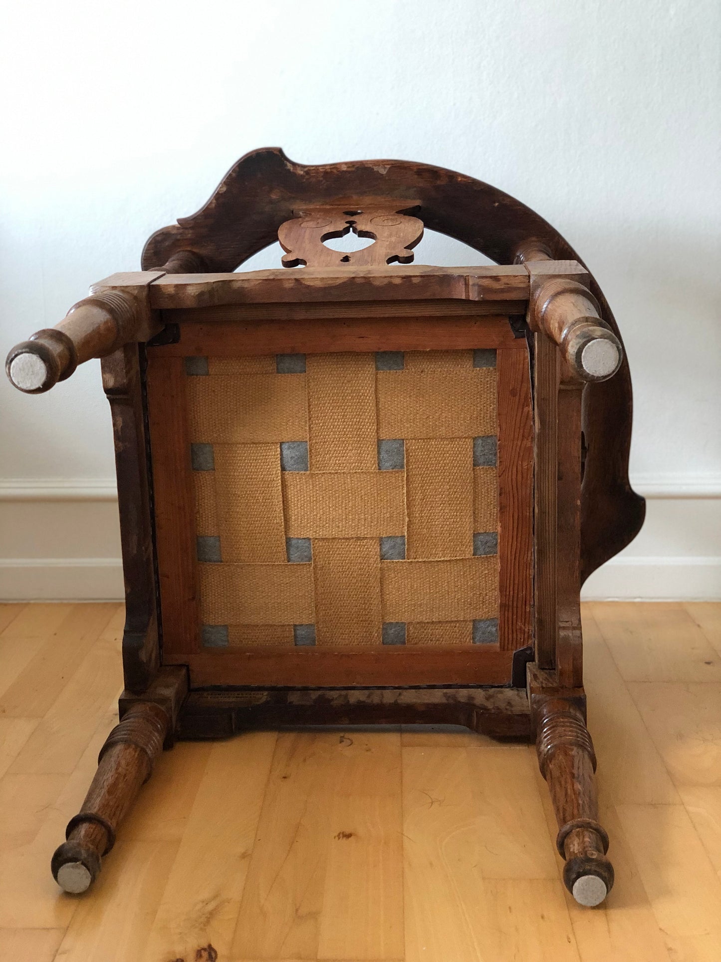 Antique Oak Corner Chair by Rud Rasmussen, Copenhagen Denmark Early 20th Century