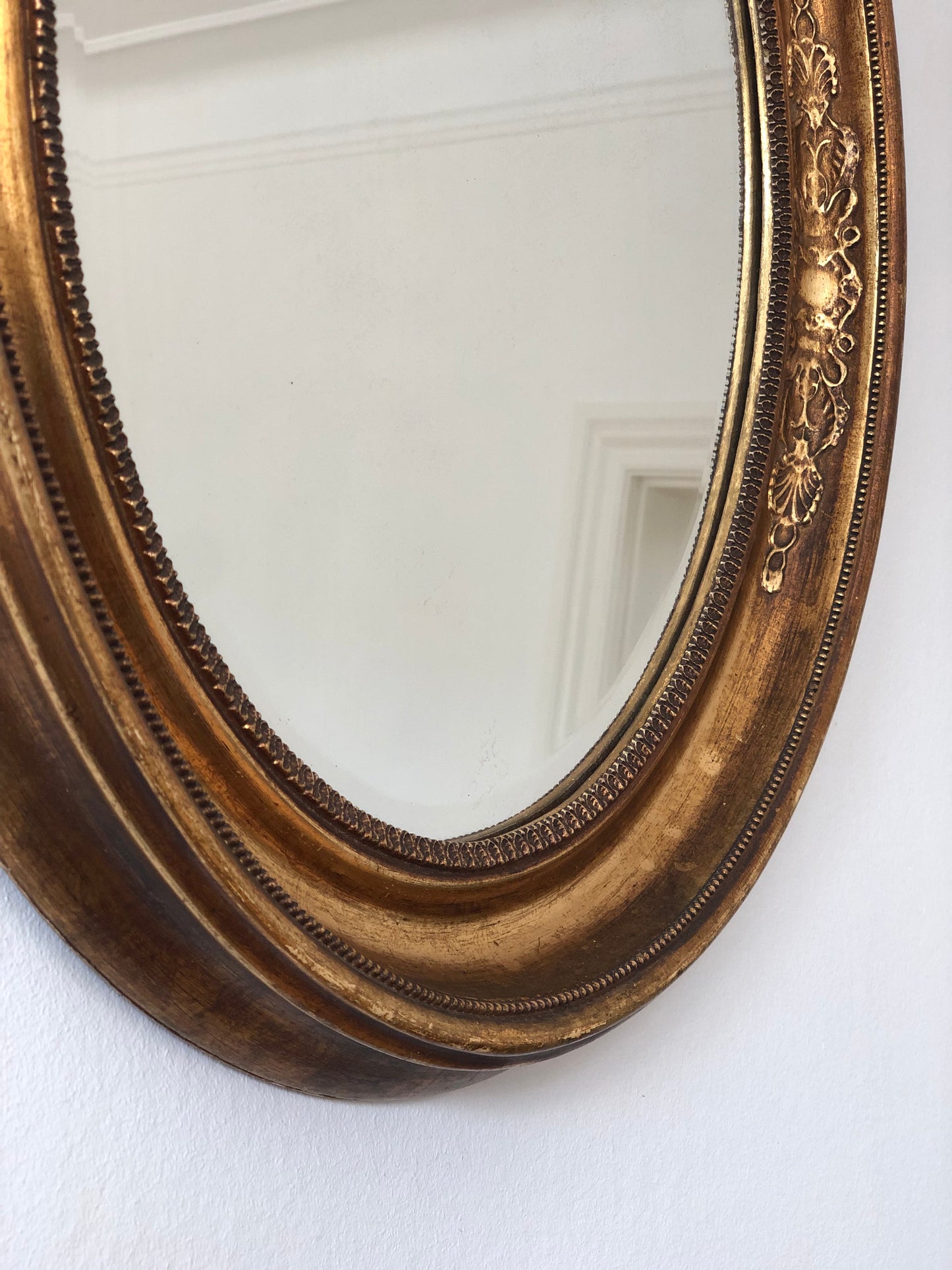 Antique Oval Giltwood Mirror France Late 19th Century