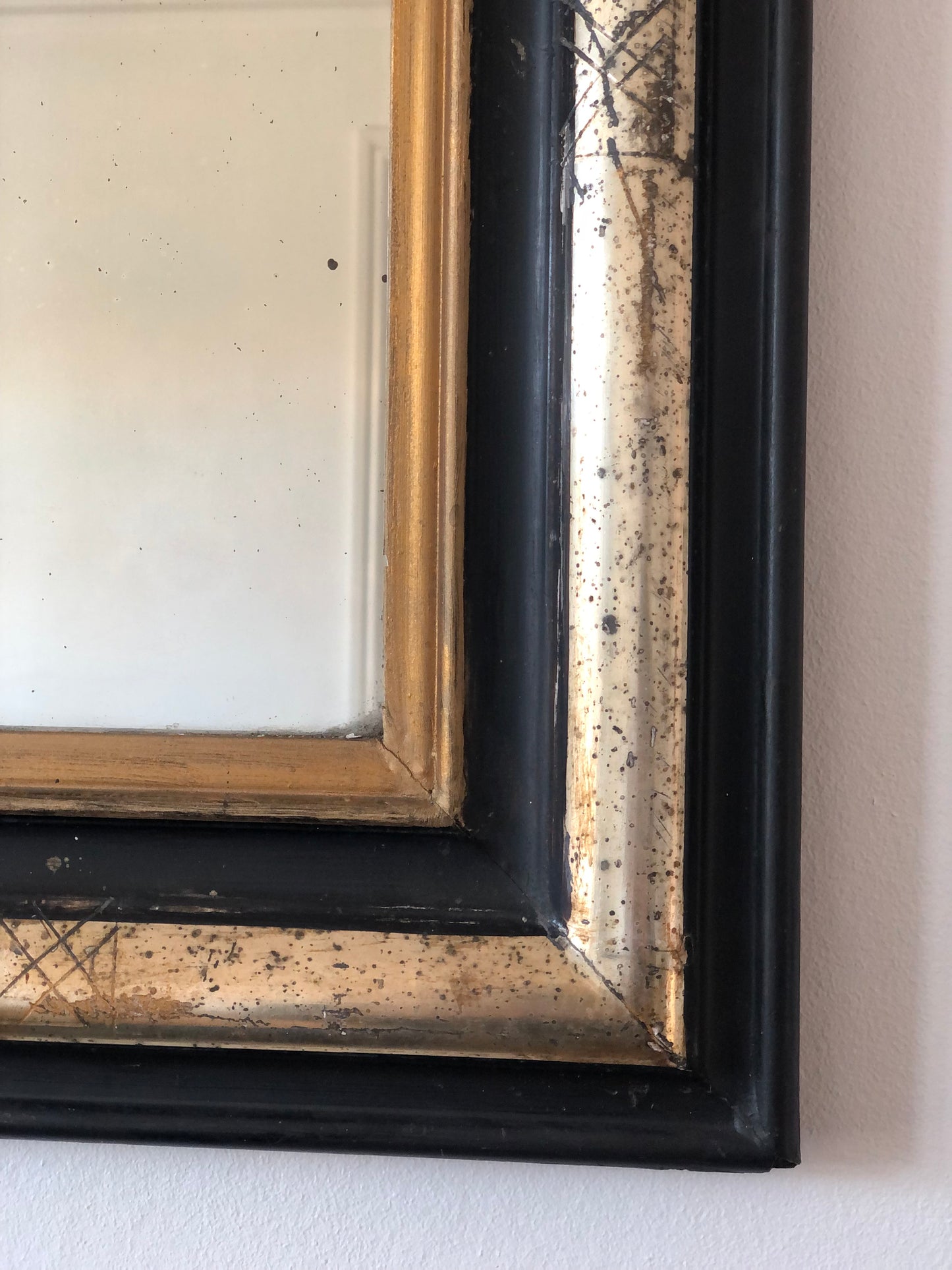 High Quality Antique Louis Philippe Mirror in Black, Silver and Gold France Late 19th Century