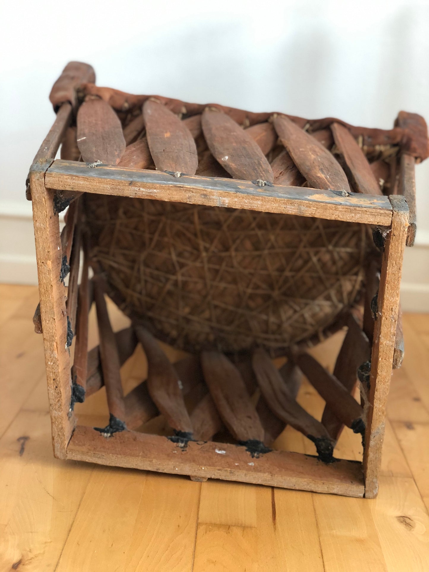 Mexican Equipale Folk Art Chair with Hand-Painted Scene 1930s