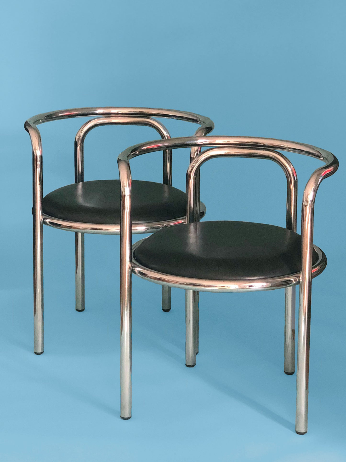 Set of 4 Vintage Locus Solus chairs designed by Gae Aulenti for Zanotta