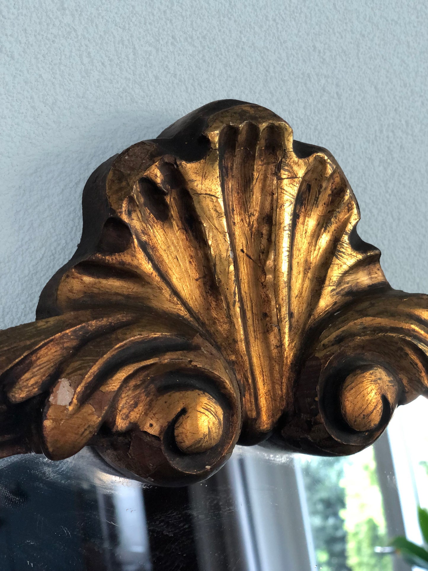 Vintage Giltwood Baroque Crest Mirror 170s