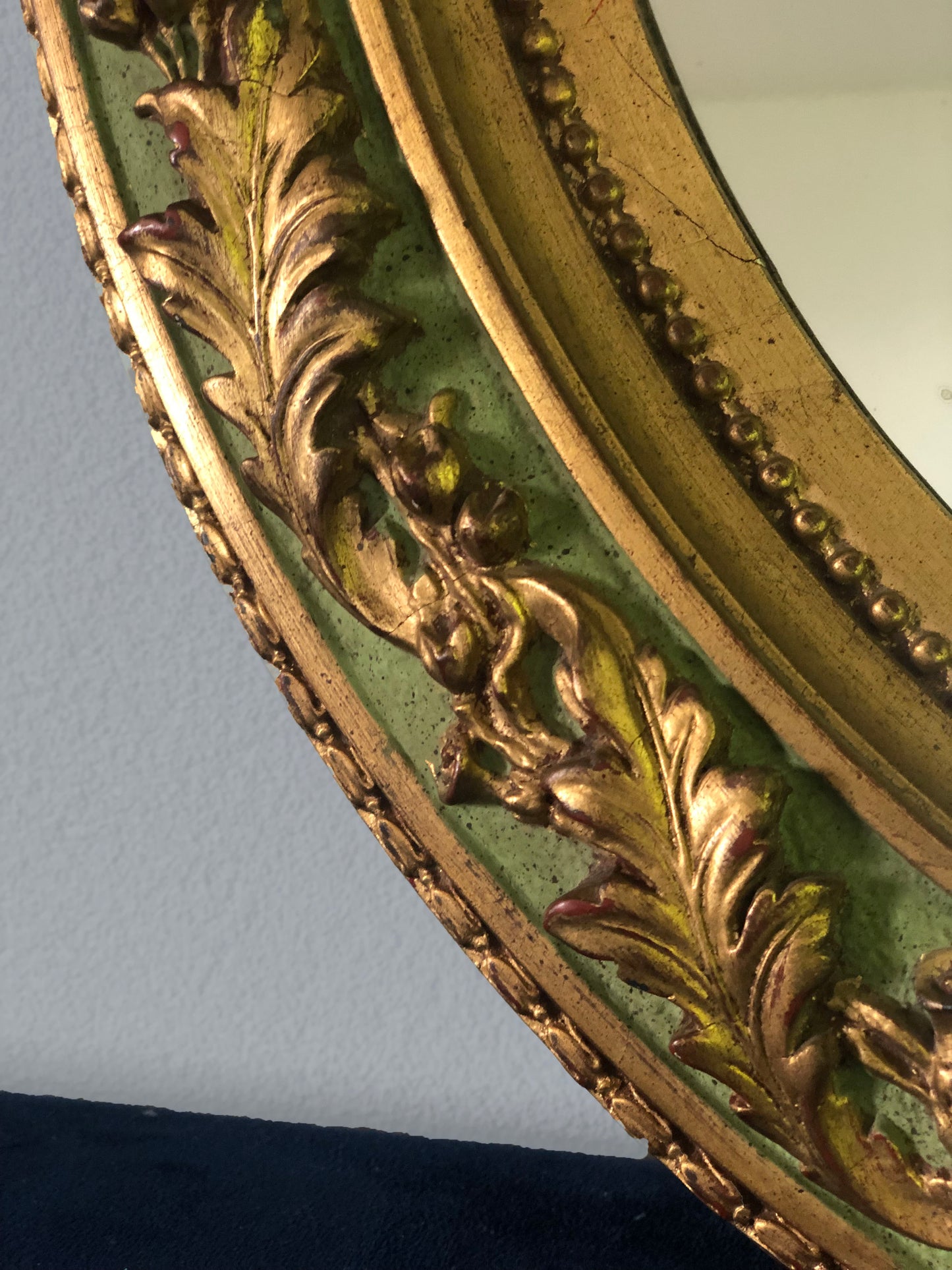 Vintage Giltwood Oval Heavy Mirror 1980s