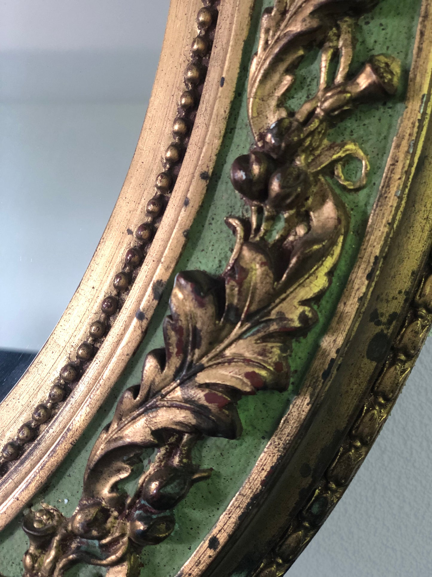 Vintage Giltwood Oval Heavy Mirror 1980s