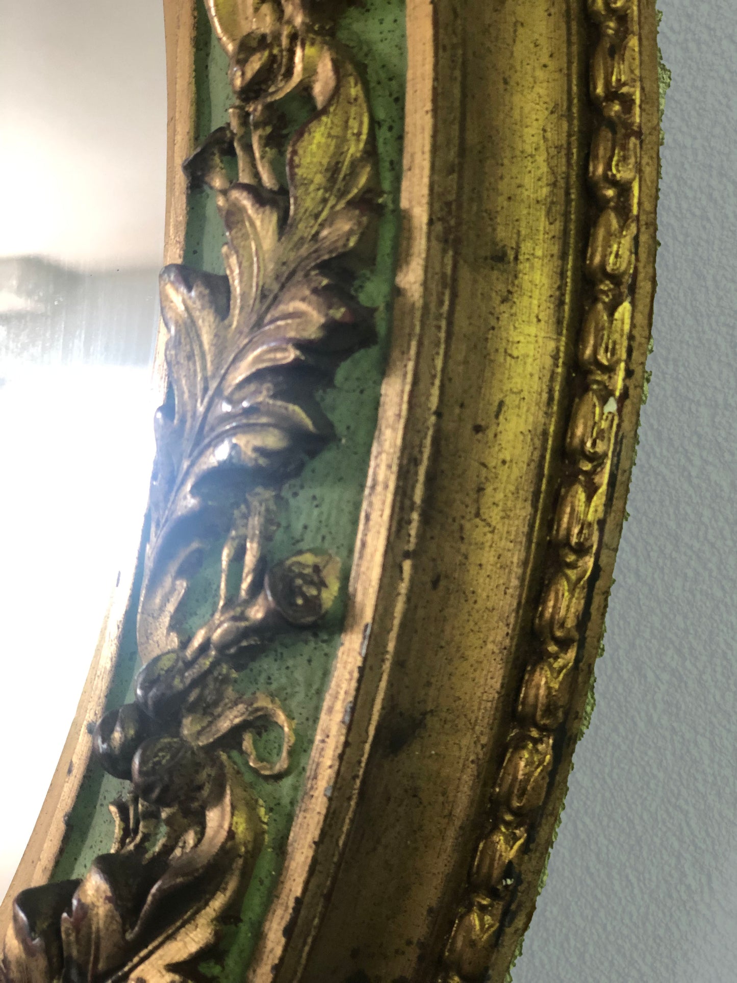 Vintage Giltwood Oval Heavy Mirror 1980s