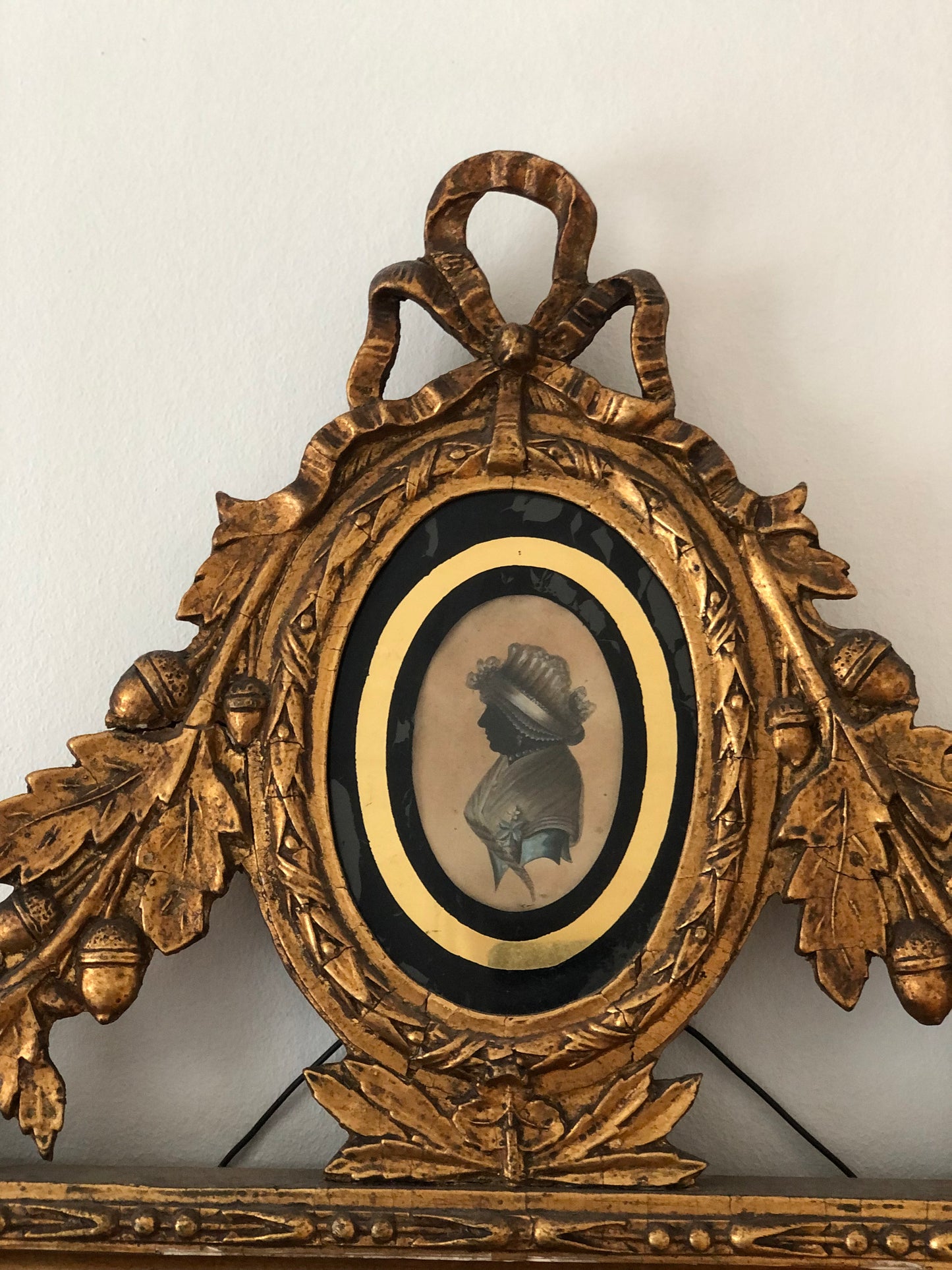 18th Century Dutch Giltwood Louis XVI Carved Mirror with Verre églomisé