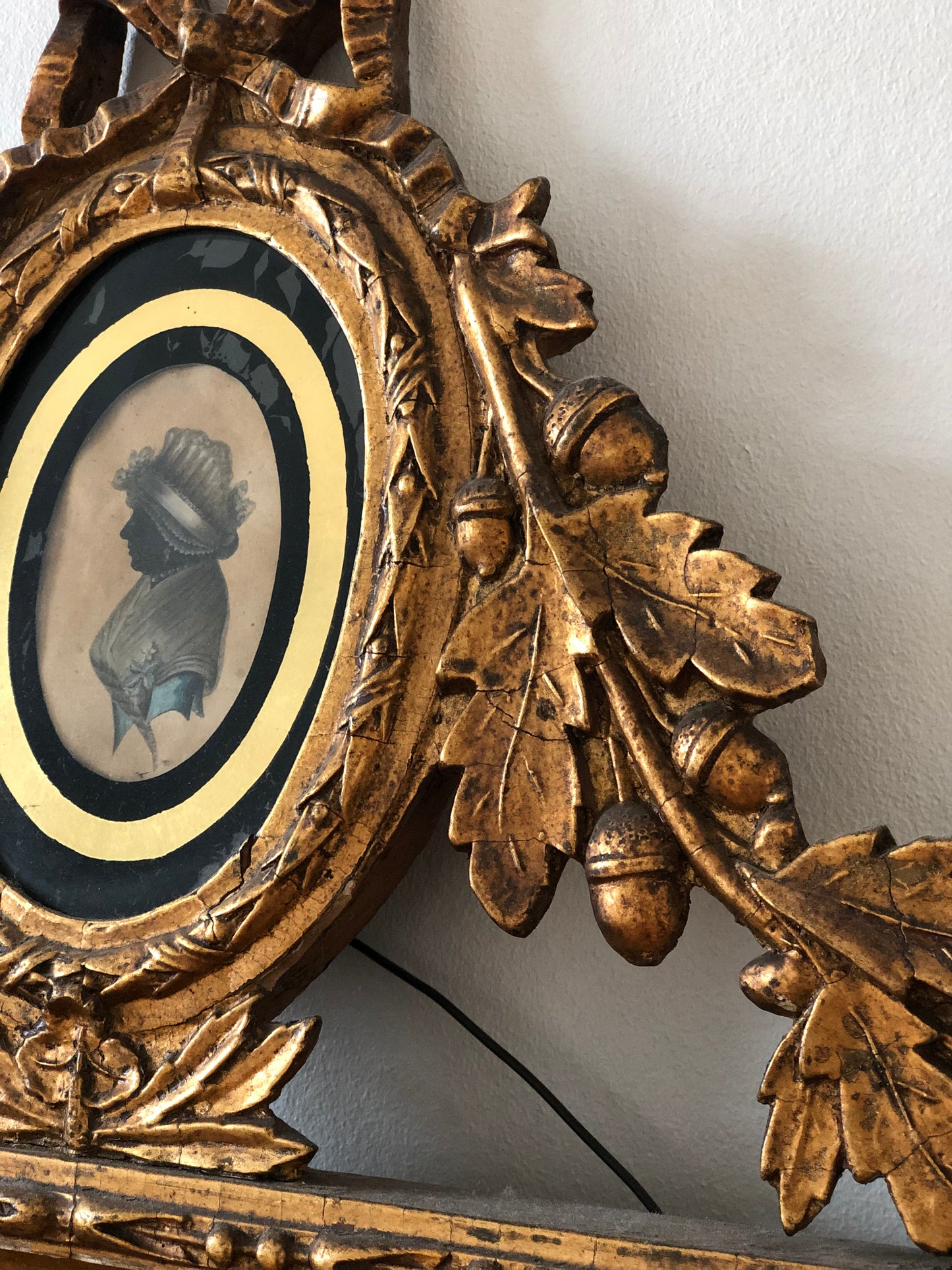 18th Century Dutch Giltwood Louis XVI Carved Mirror with Verre églomisé