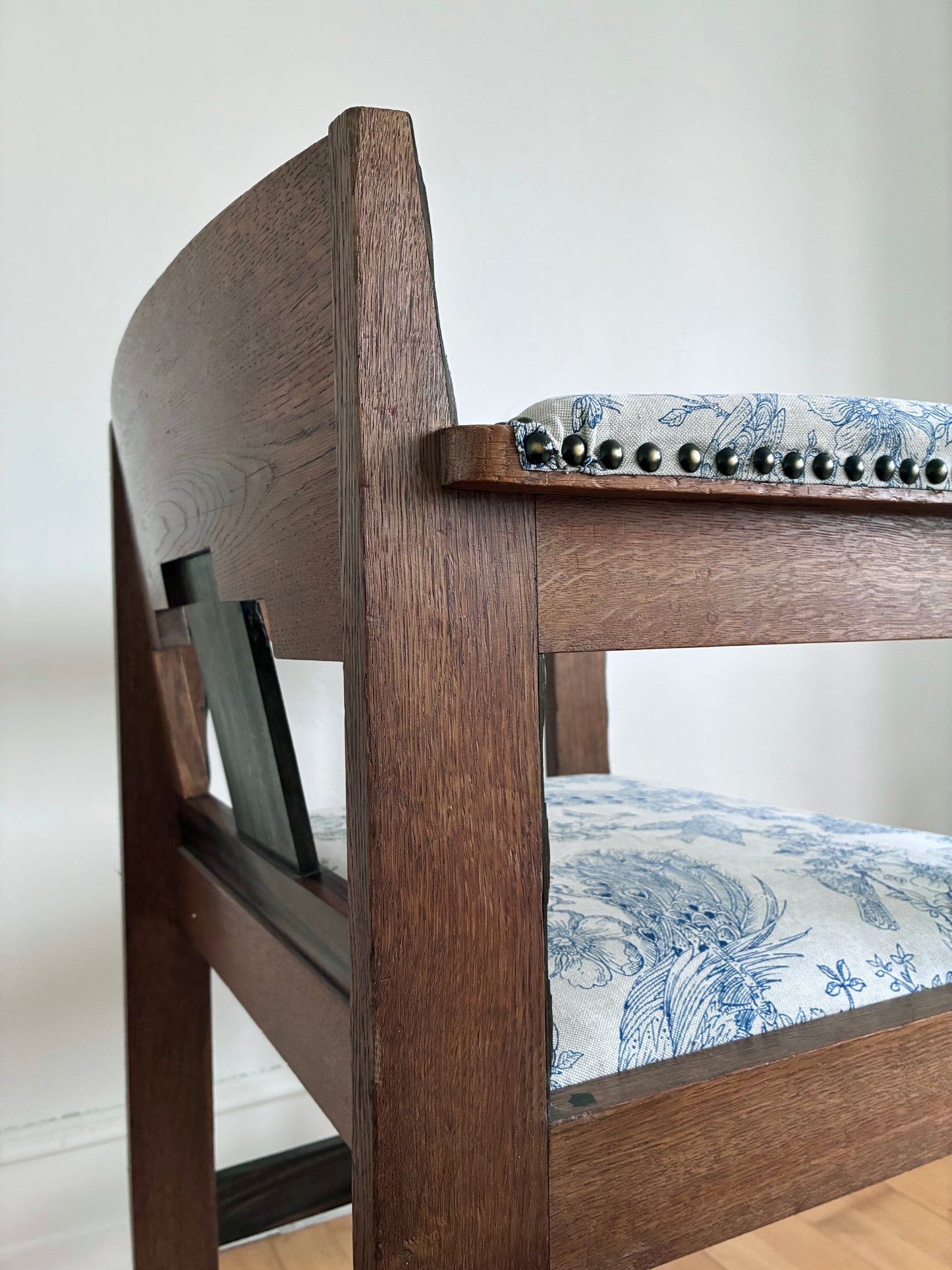A Pair of Dutch Art Deco Amsterdam School Chairs, 1920s