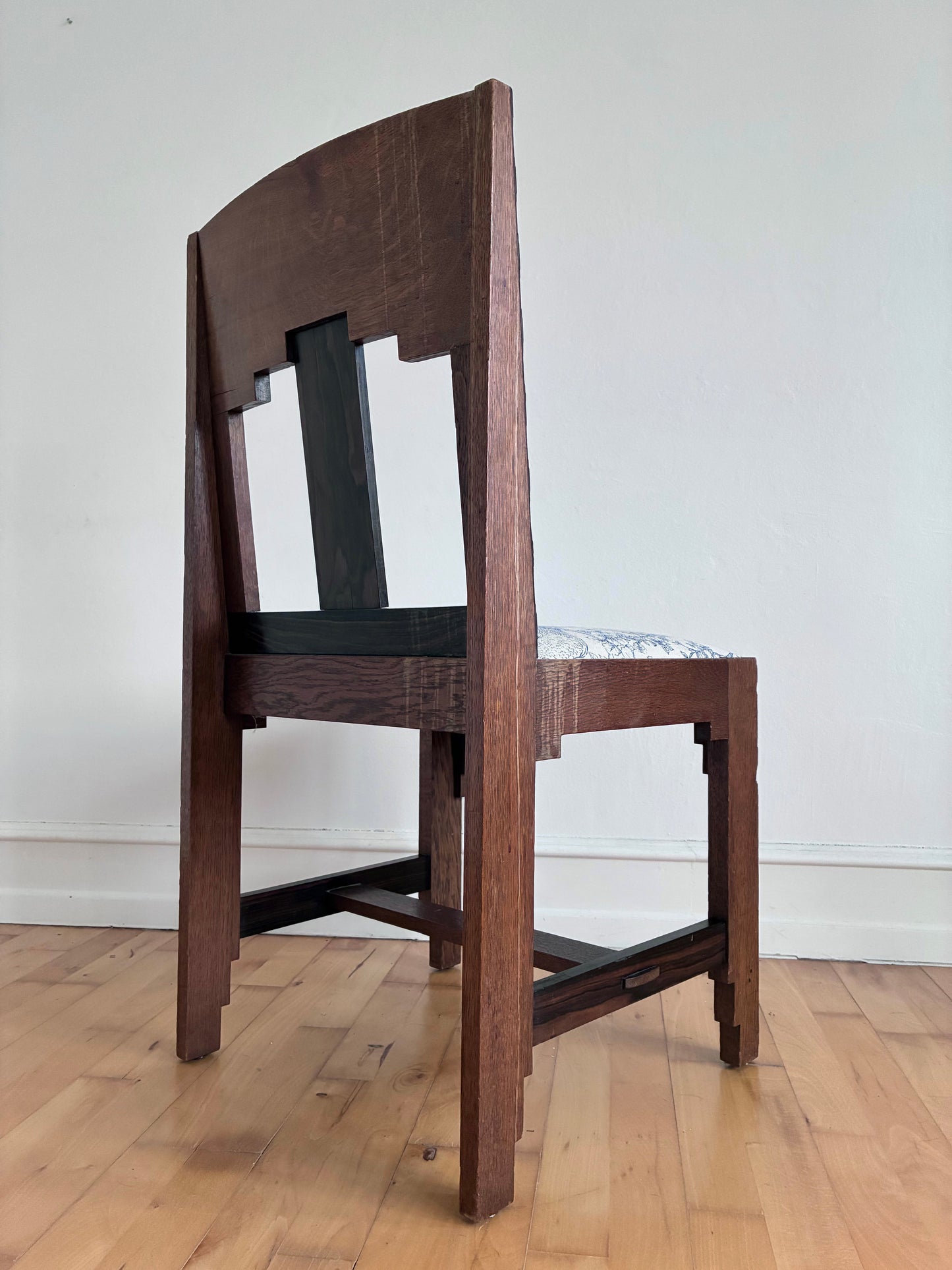 A Pair of Dutch Art Deco Amsterdam School Chairs, 1920s
