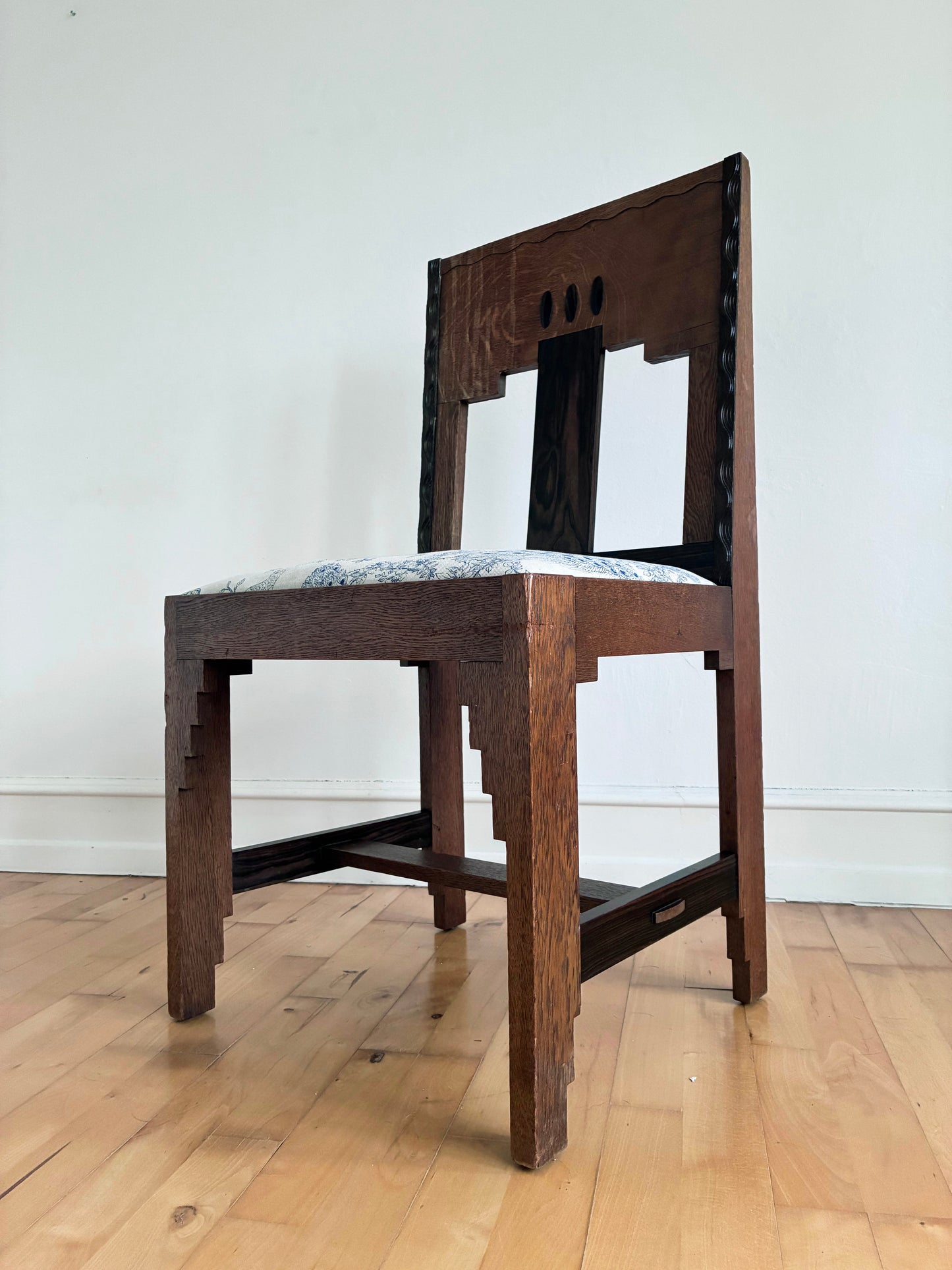 A Pair of Dutch Art Deco Amsterdam School Chairs, 1920s