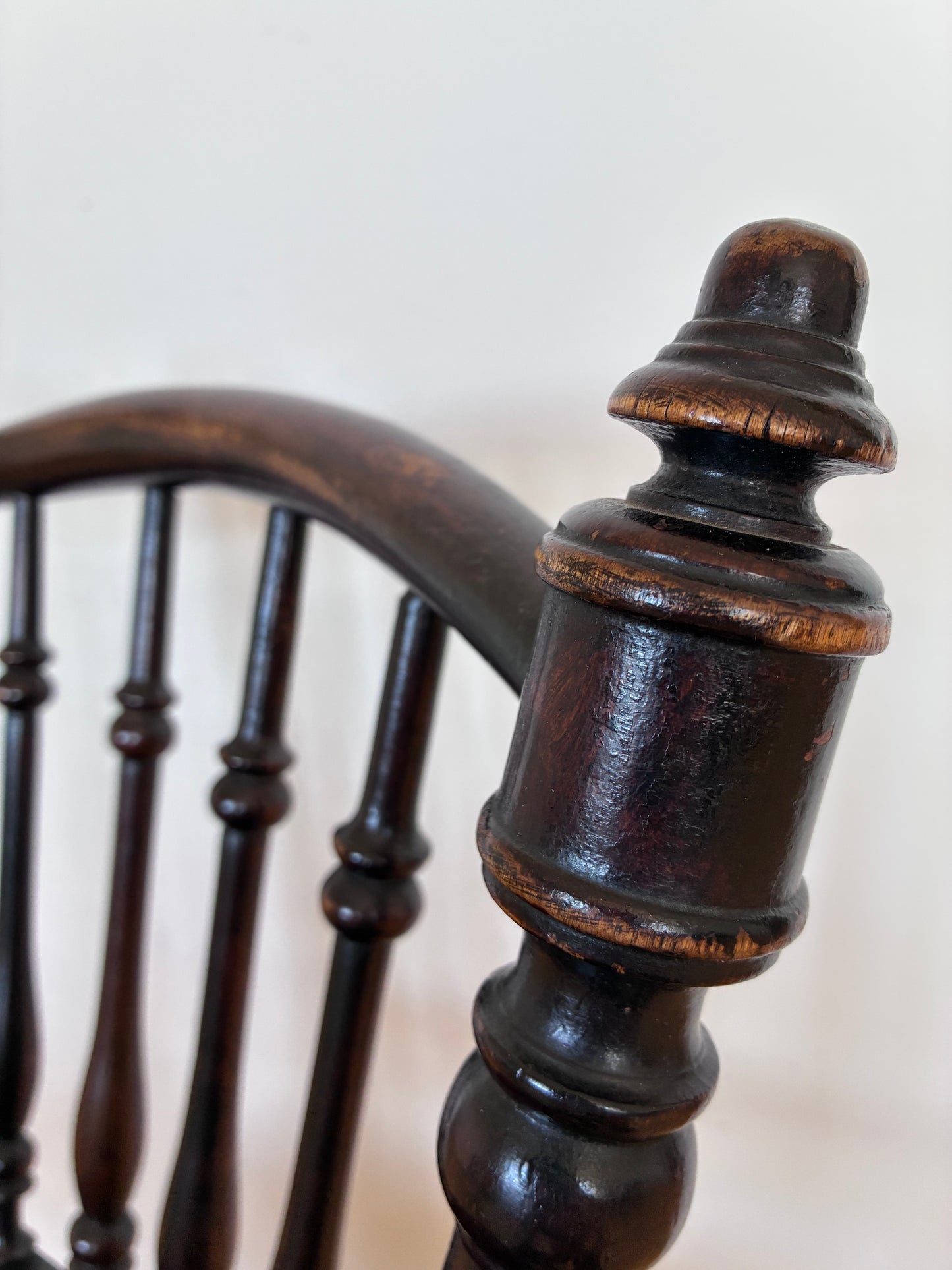 Antique English Victorian Spindle-Back Chair