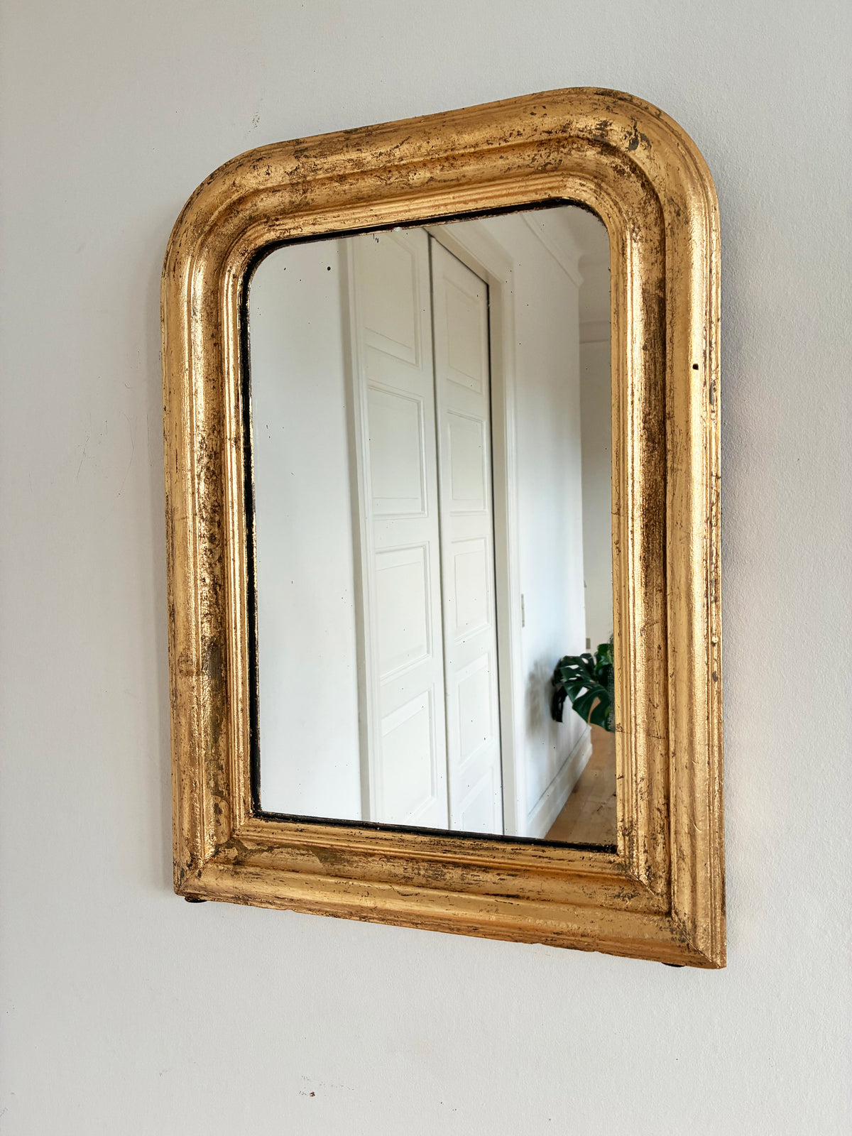 Antique French Louis Philippe Giltwood Mirror – Late 19th Century