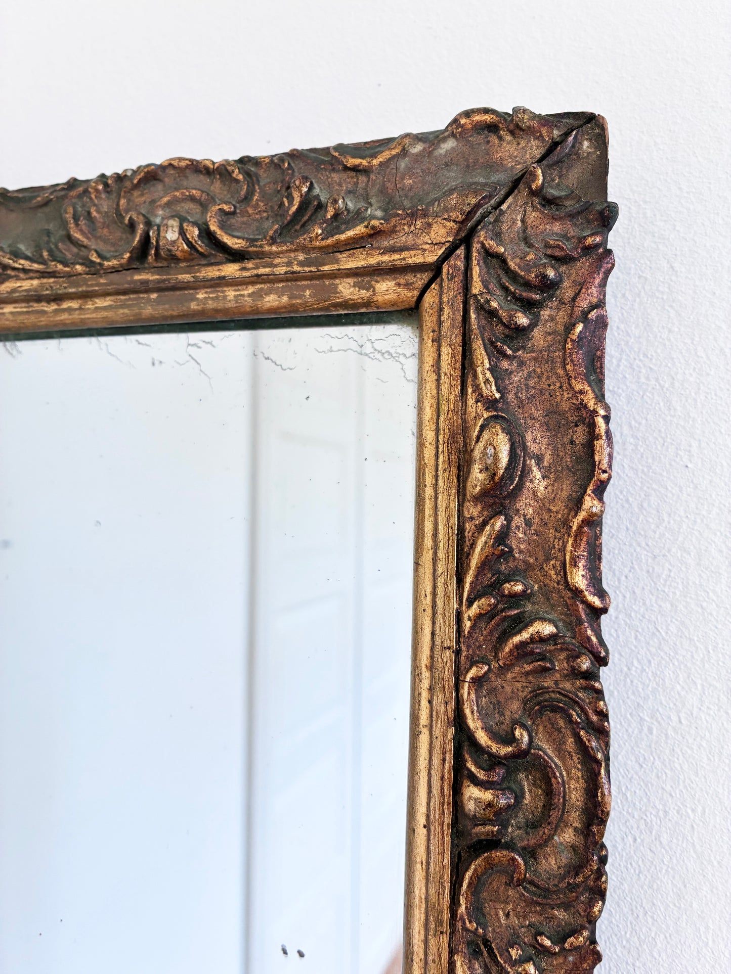 Antique Giltwood Wall Mirror in Gold