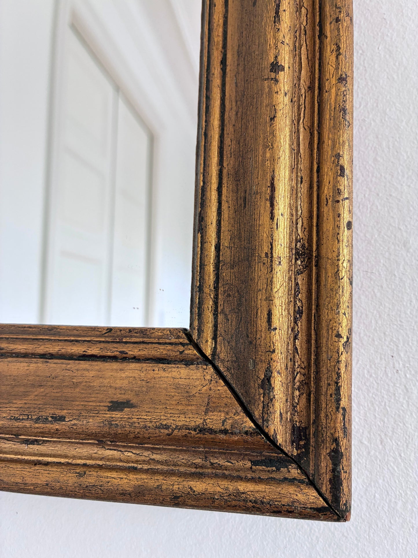 Antique Giltwood Wall Mirror in Gold