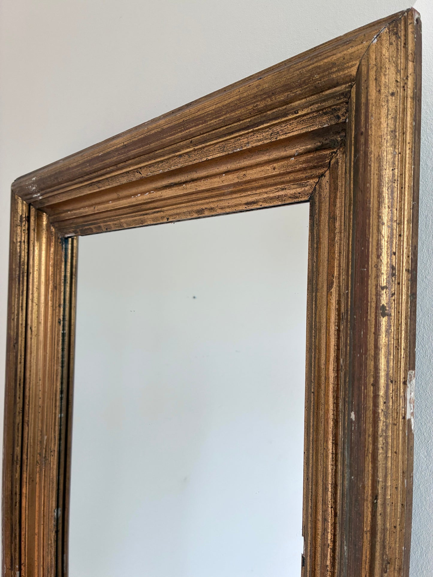 Antique Giltwood Wall Mirror in Gold