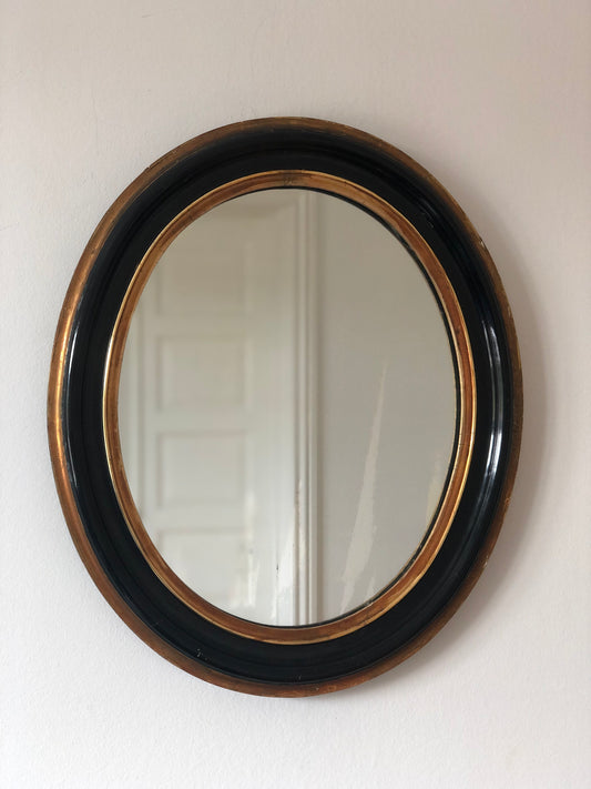 Antique Louis Philippe Oval French Mirror in Black and Gold Late 19th Century