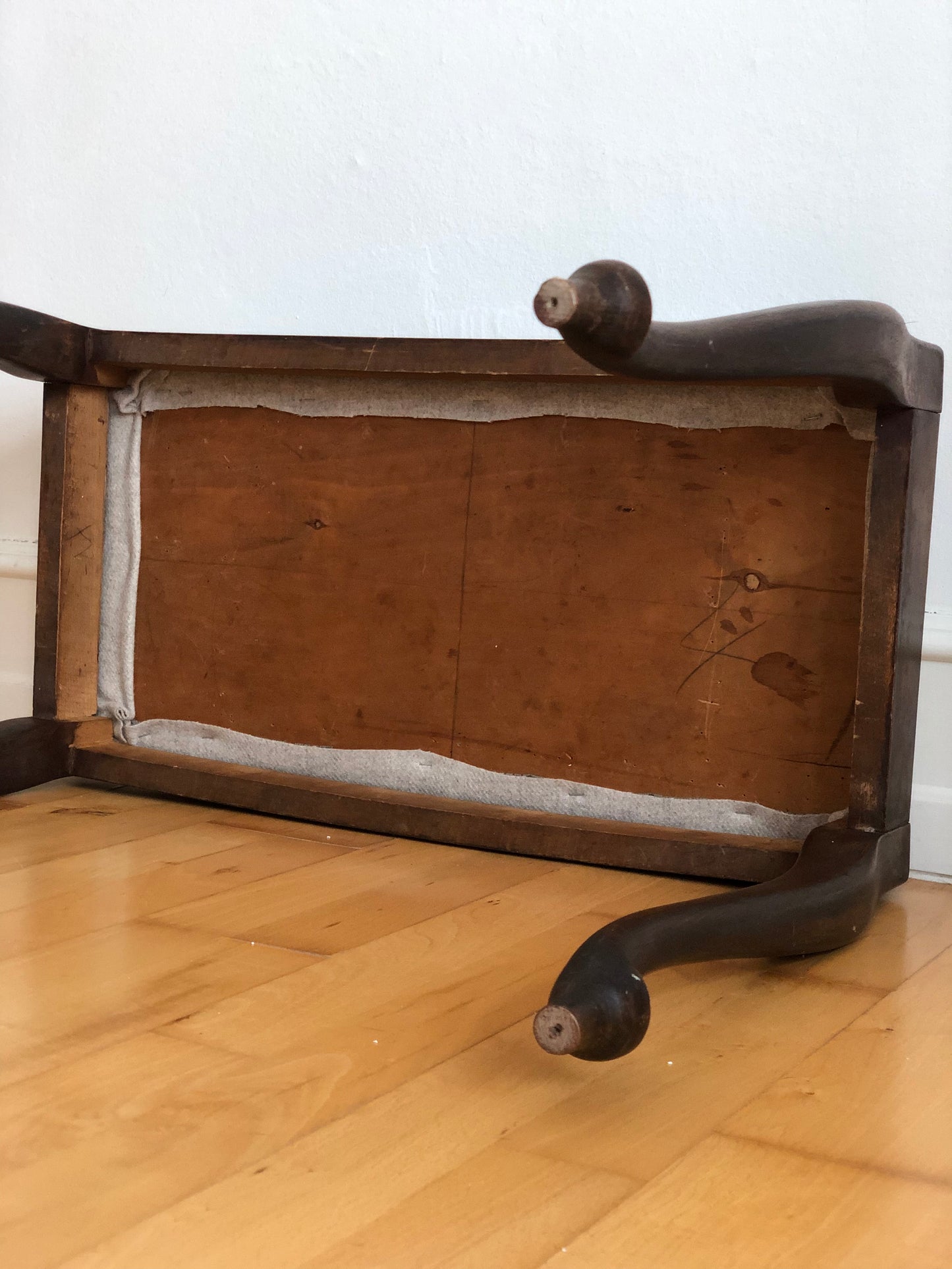 Antique Louis XV Style Entryway Bench – Dutch, Early 20th Century