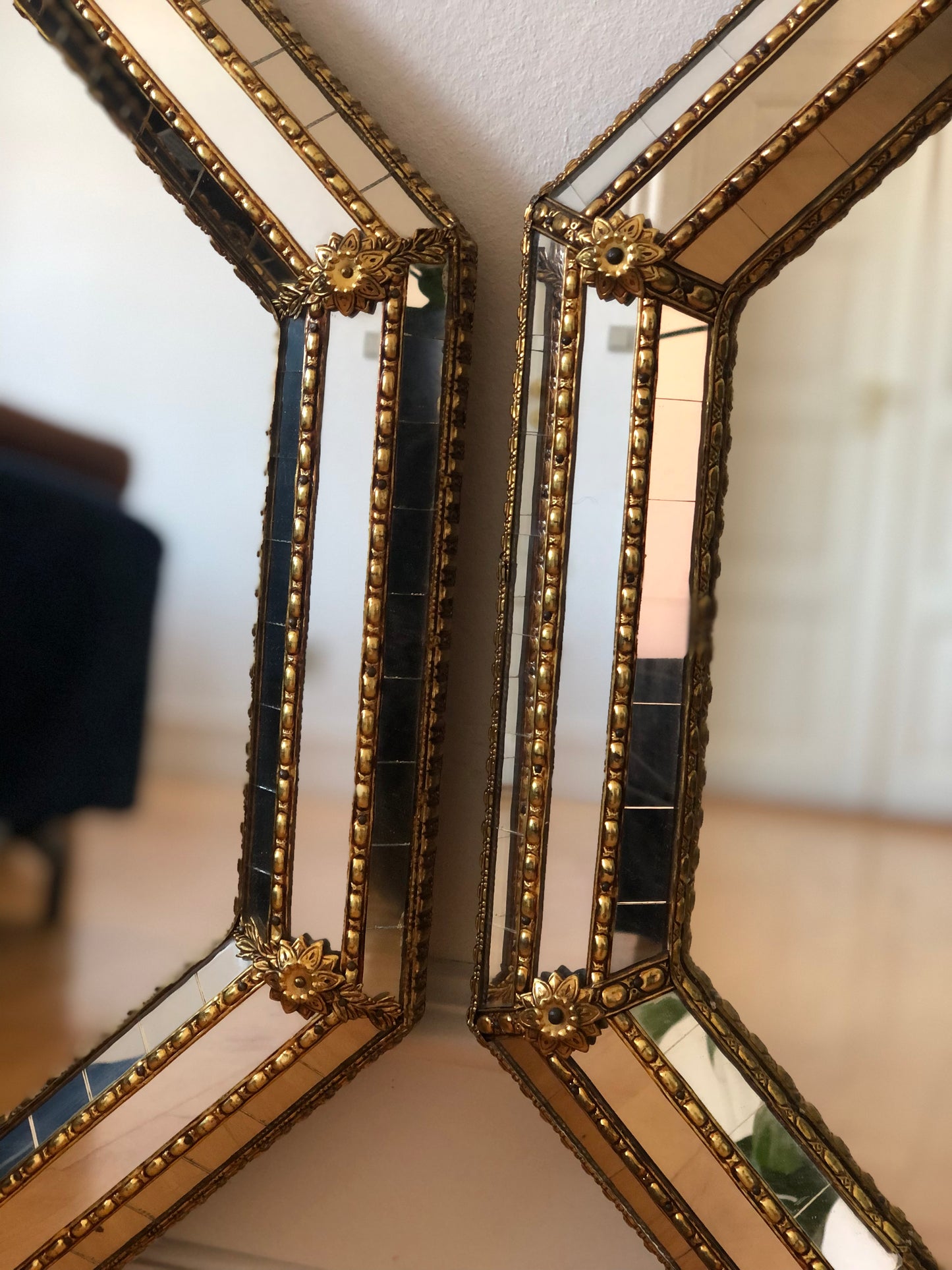 A Pair of Vintage Venetian Octagon Mirror Hollywood Regency in Gold Spain 1990s