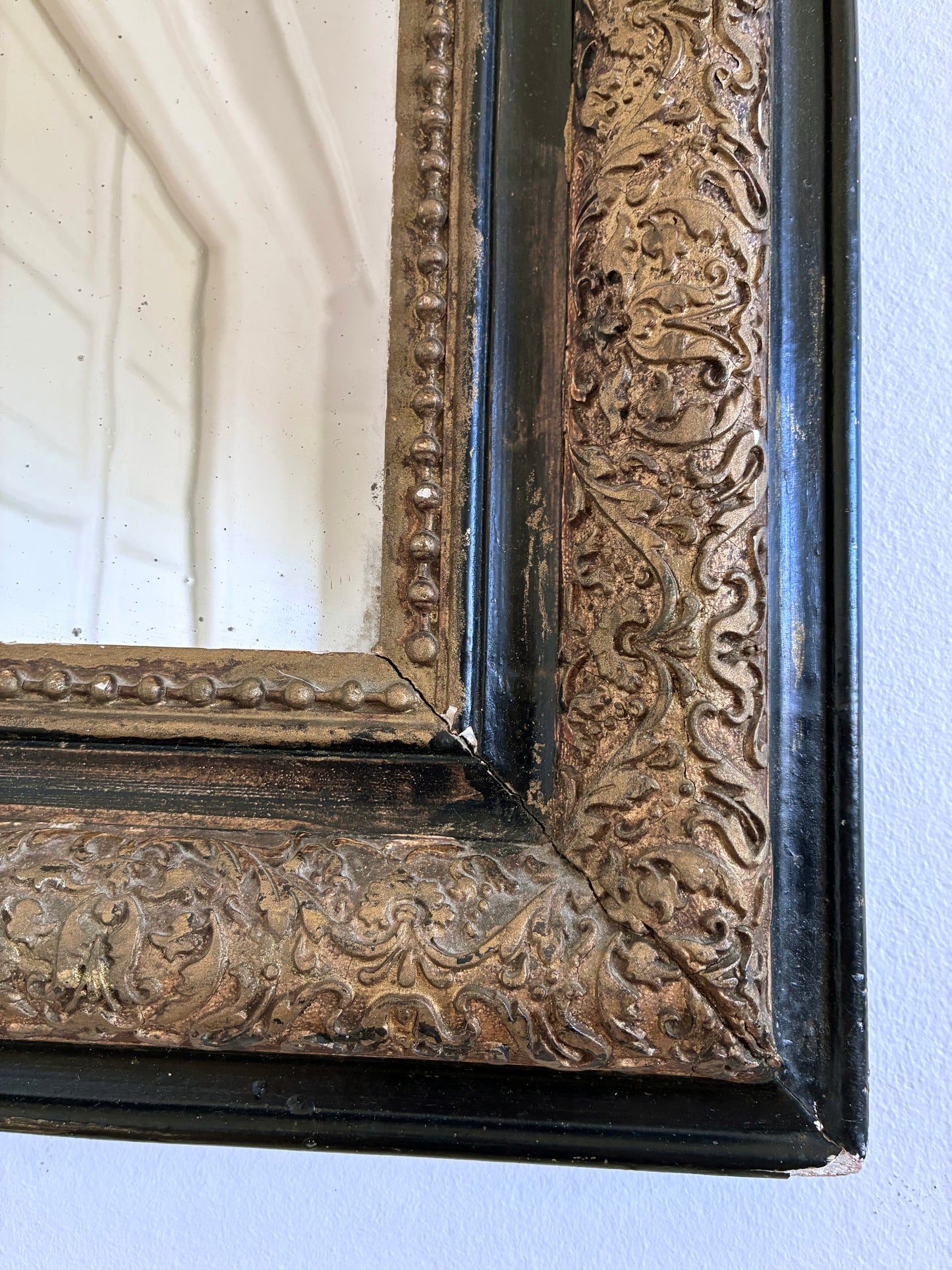 Large Antique French Louis Philippe Giltwood Mirror, late 19th century