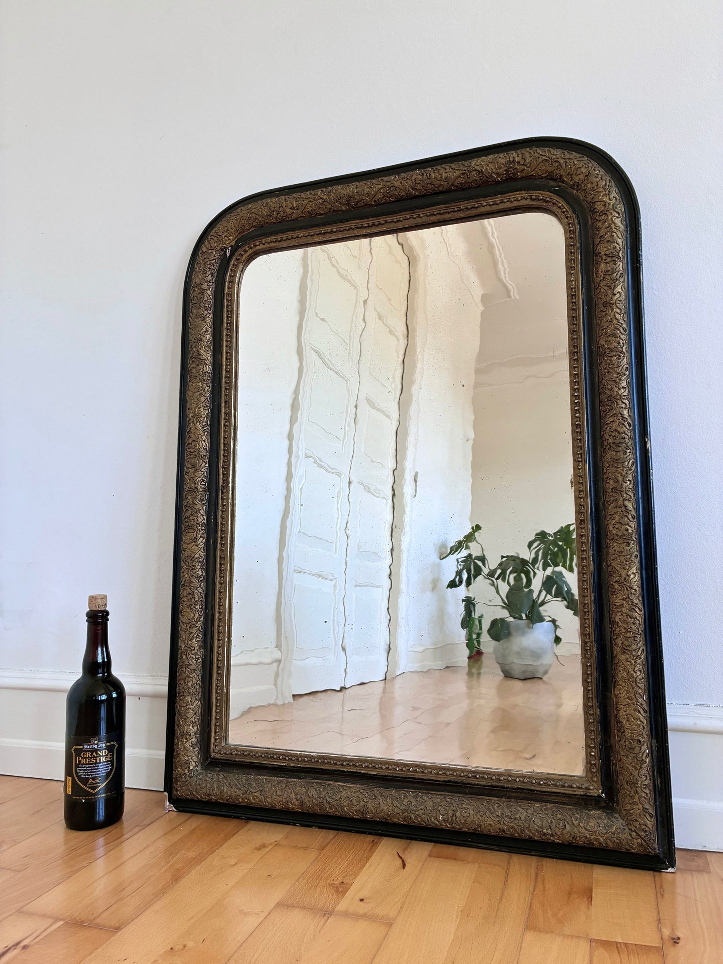 Large Antique French Louis Philippe Giltwood Mirror, late 19th century