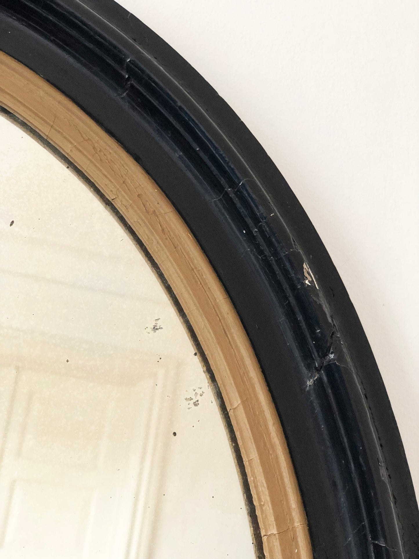 Large Antique French Louis Philippe Oval  Mirror – Black and Gold, Late 19th Century