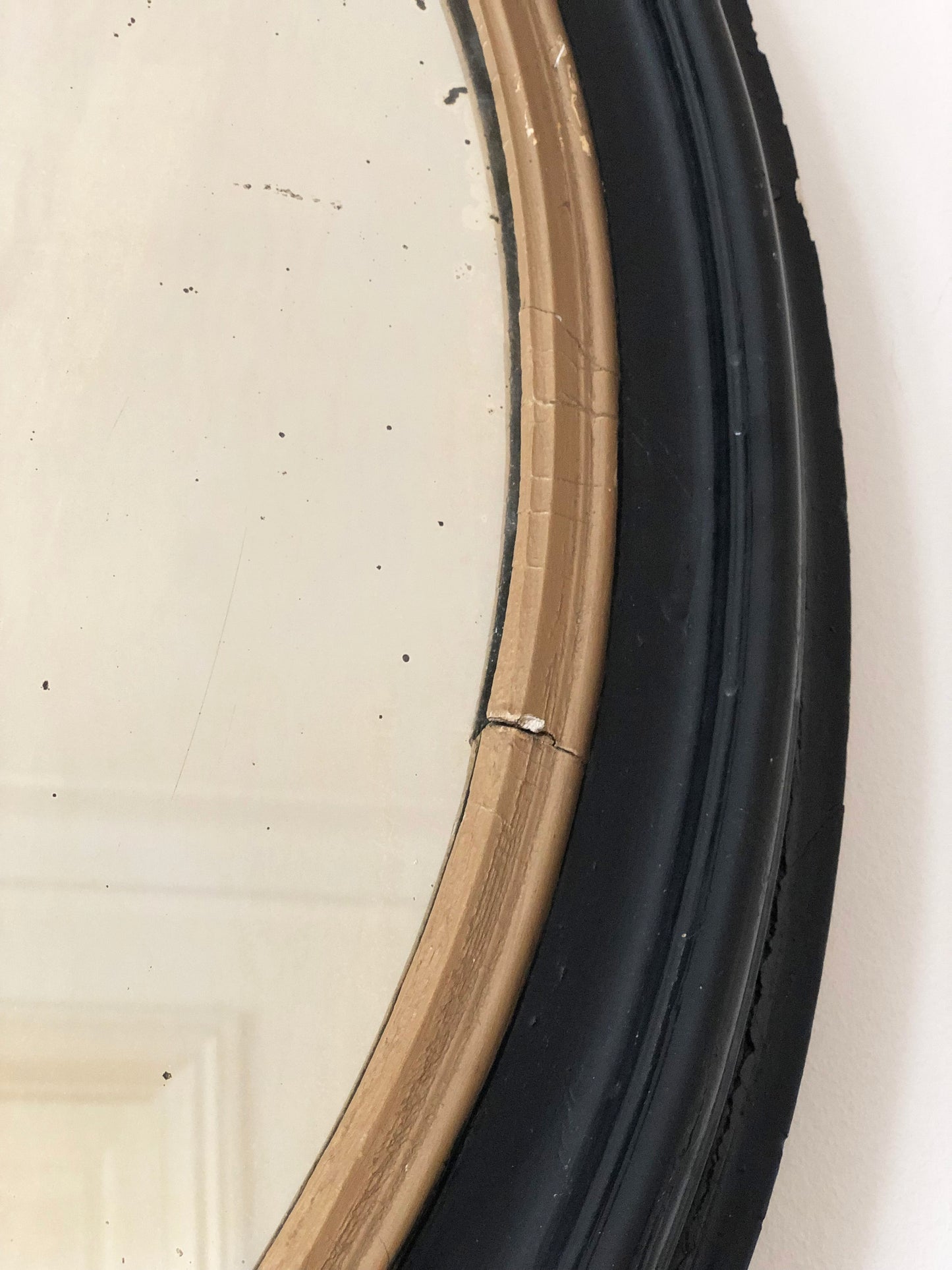 Large Antique French Louis Philippe Oval  Mirror – Black and Gold, Late 19th Century