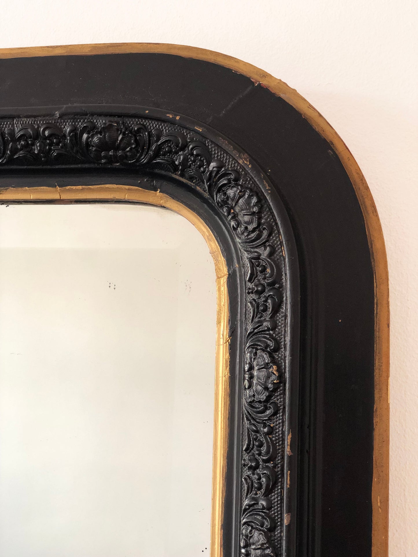 Large Antique Louis Philippe French Mirror in Black and Gold, Late 19th Century