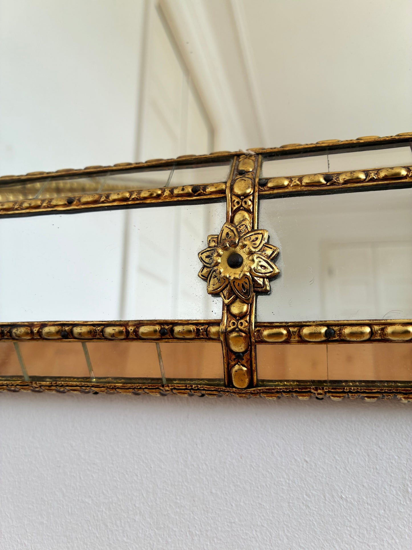 Large Vintage Spanish Venetian-Style Wall Mirror, Brass, 1980s Hollywood Regency