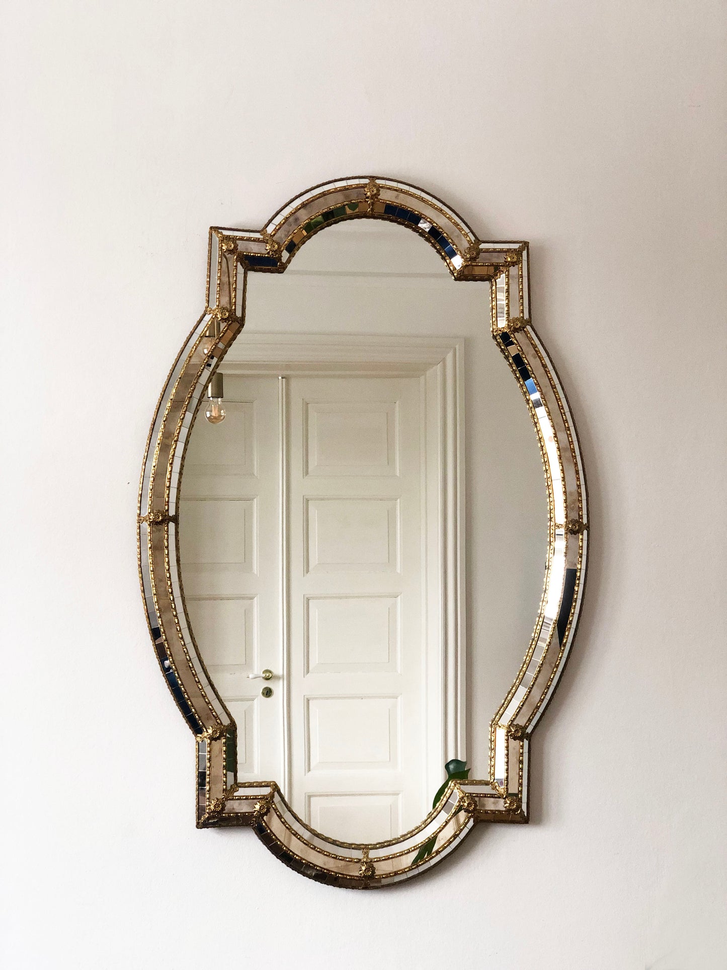 Large Vintage Venetian Brass Cartouche Mirror – Gold Hollywood Regency, Spanish 1980s