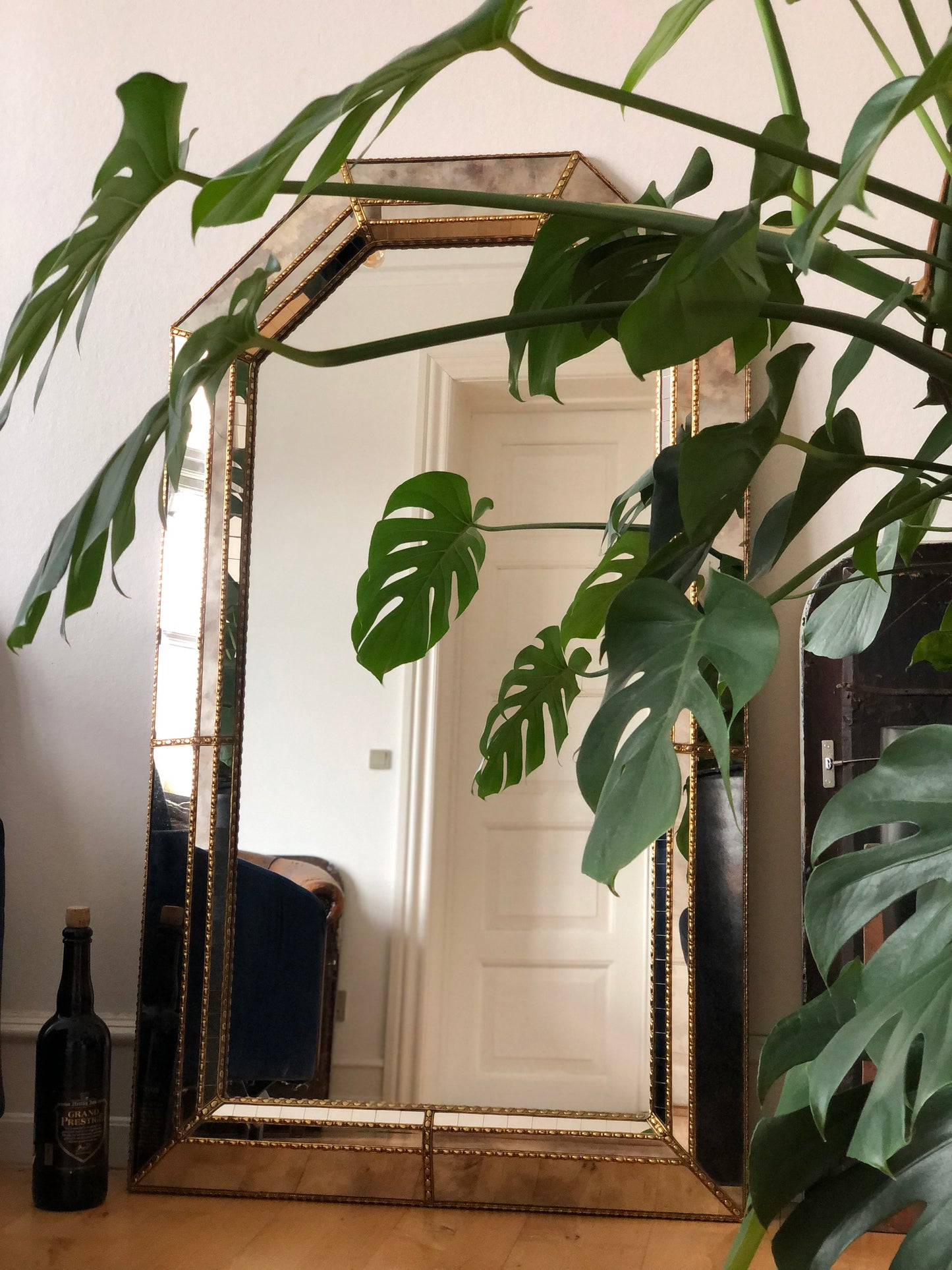 Large Vintage Venetian Brass Mirror – Gold Hollywood Regency, Spanish 1990s