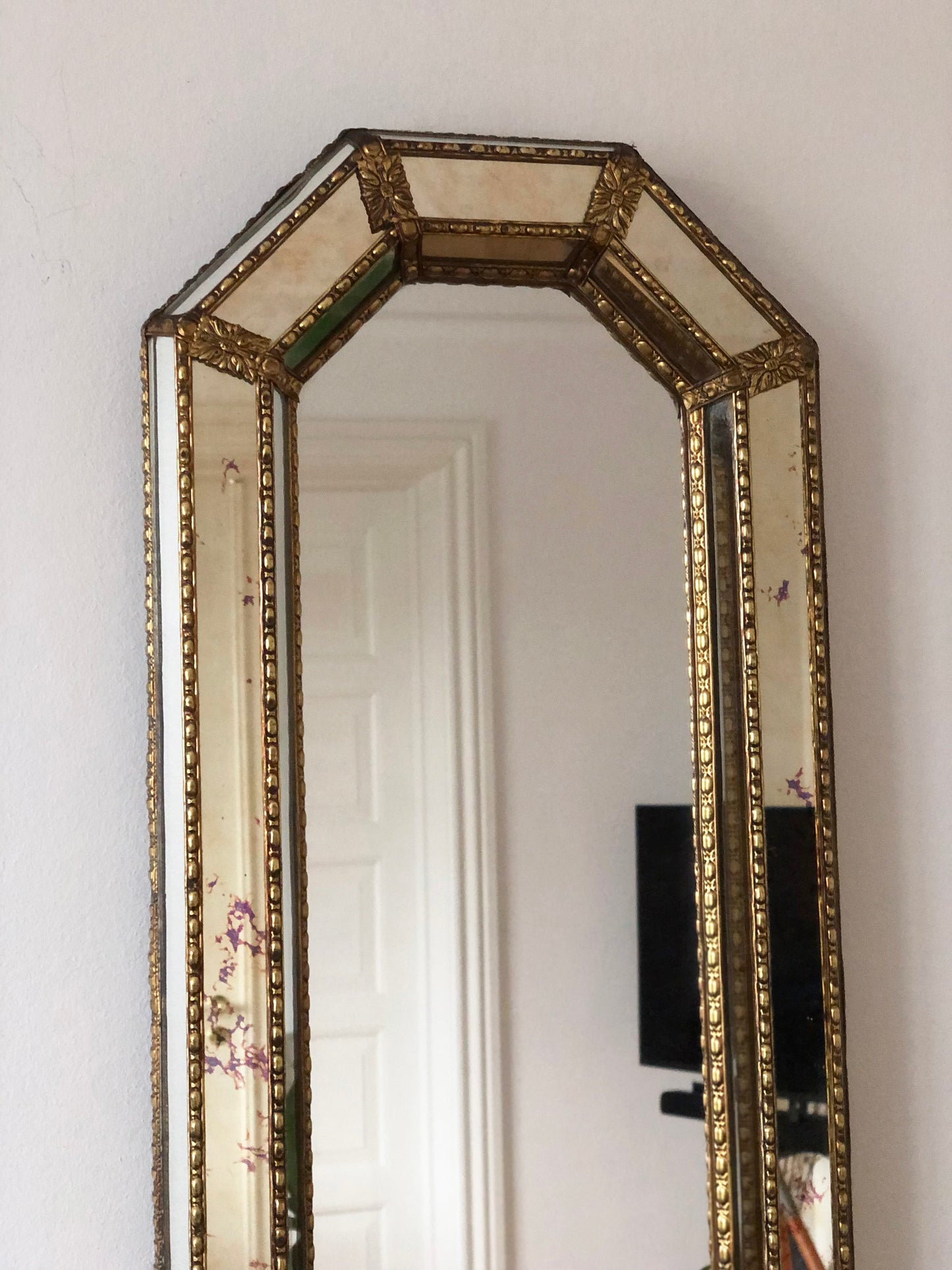 Large Vintage Venetian Full Length Brass Mirror – Gold Hollywood Regency, Spanish 1990s