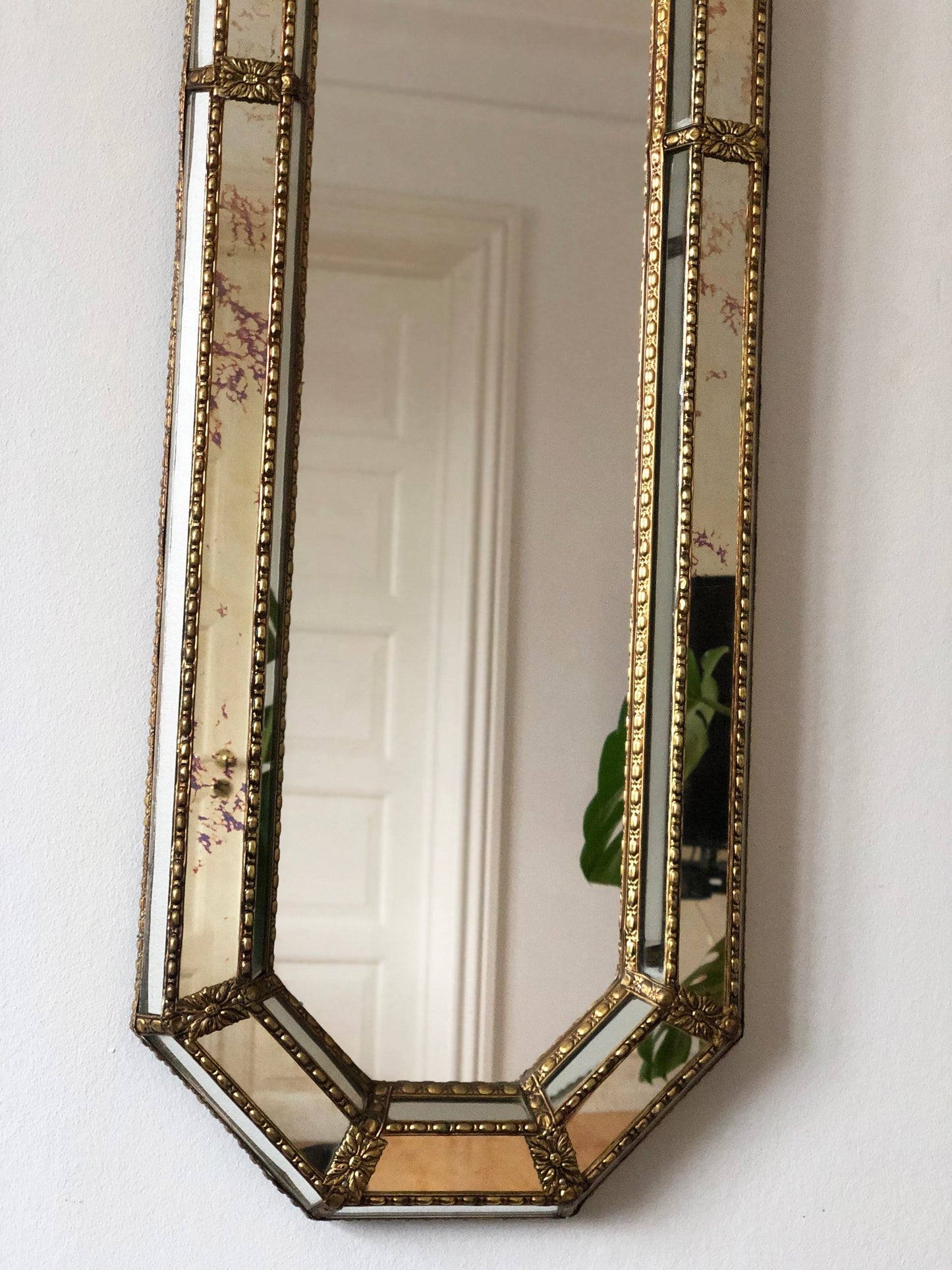 Large Vintage Venetian Full Length Brass Mirror – Gold Hollywood Regency, Spanish 1990s