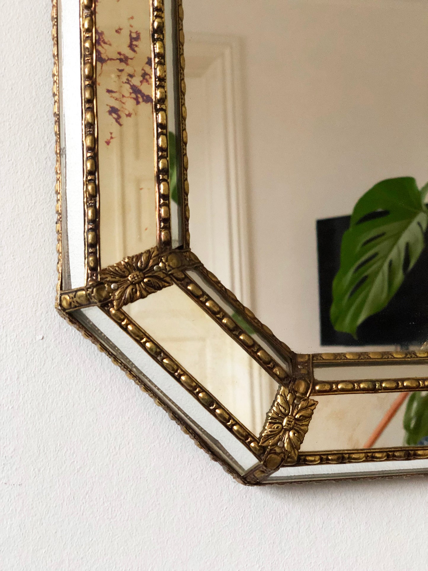Large Vintage Venetian Full Length Brass Mirror – Gold Hollywood Regency, Spanish 1990s