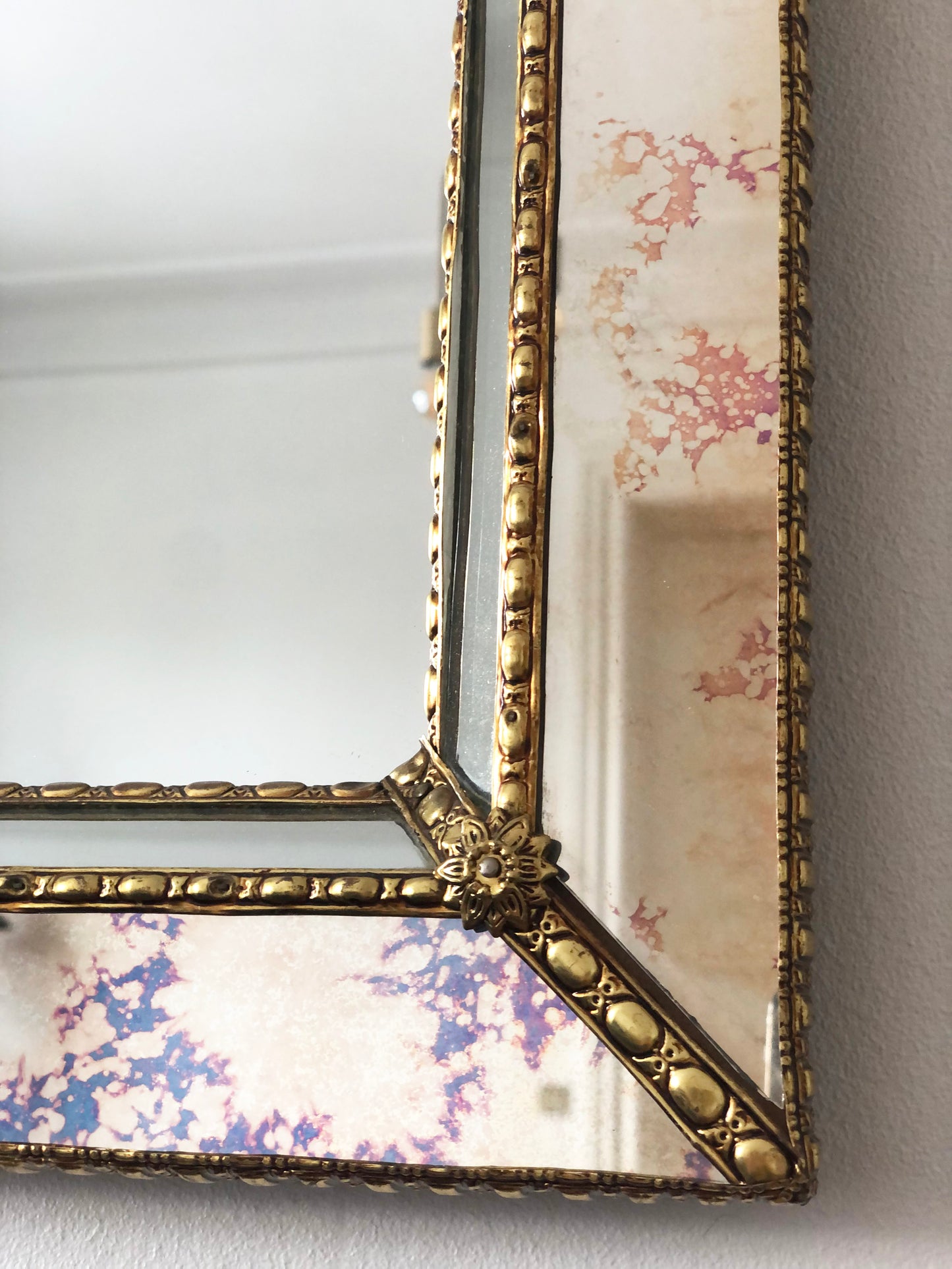Large Vintage Venetian Brass Mirror – Gold Hollywood Regency, Spanish 1990s