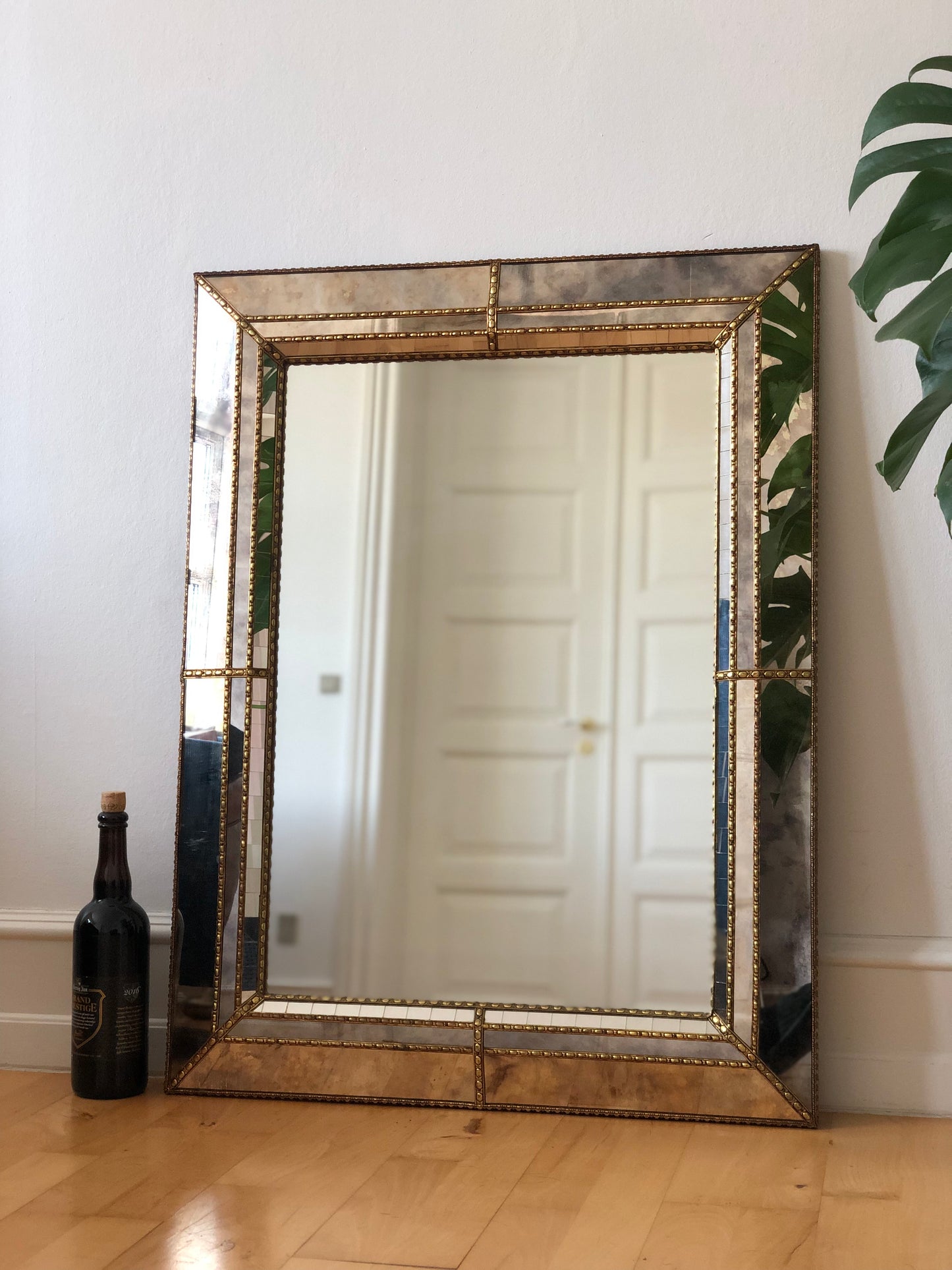 Large Vintage Venetian Mirror Hollywood Regency in Gold Spain 1990s