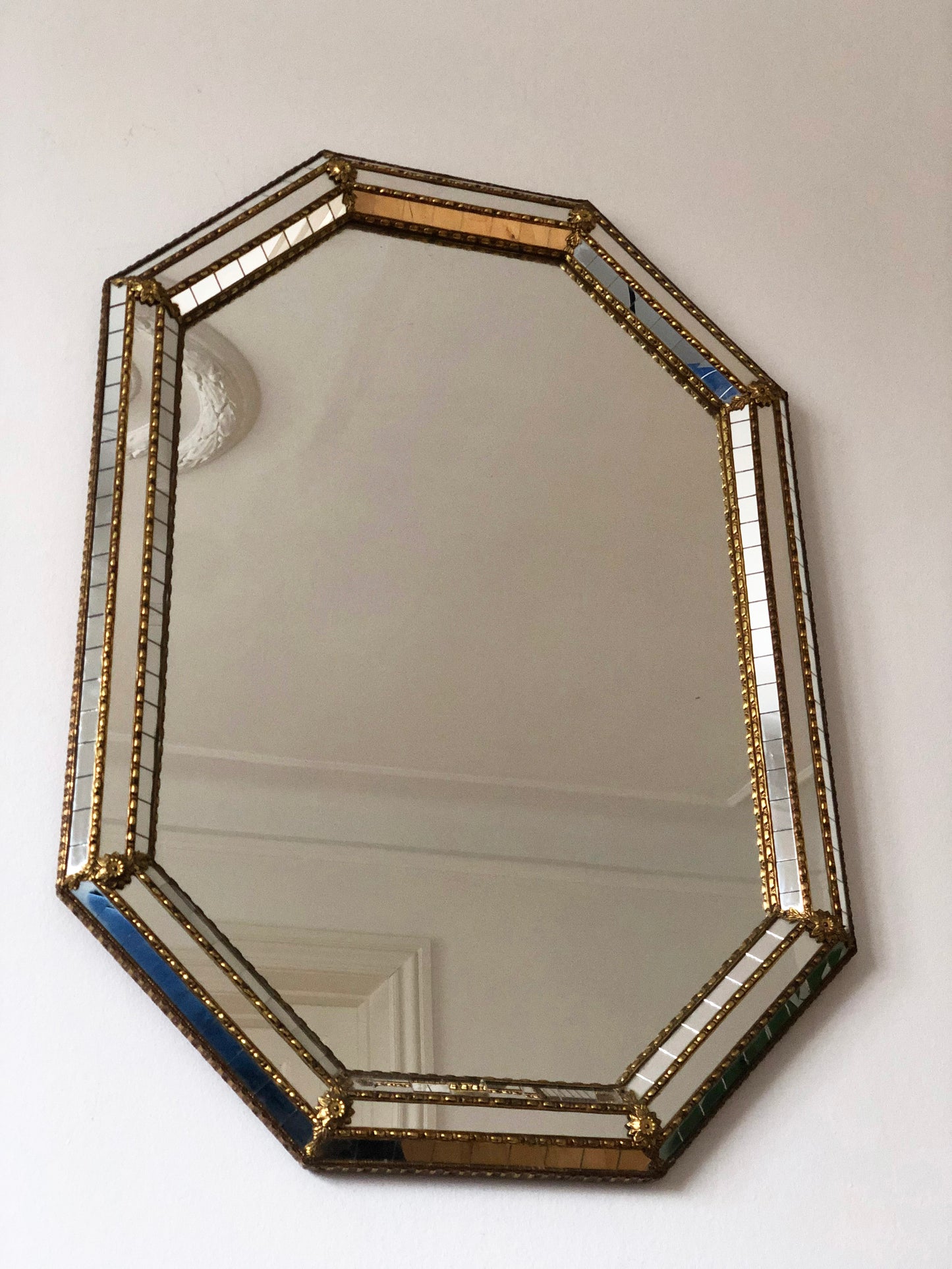 Large Vintage Venetian Octagonal Mirror Hollywood Regency in Gold Spain 1990s