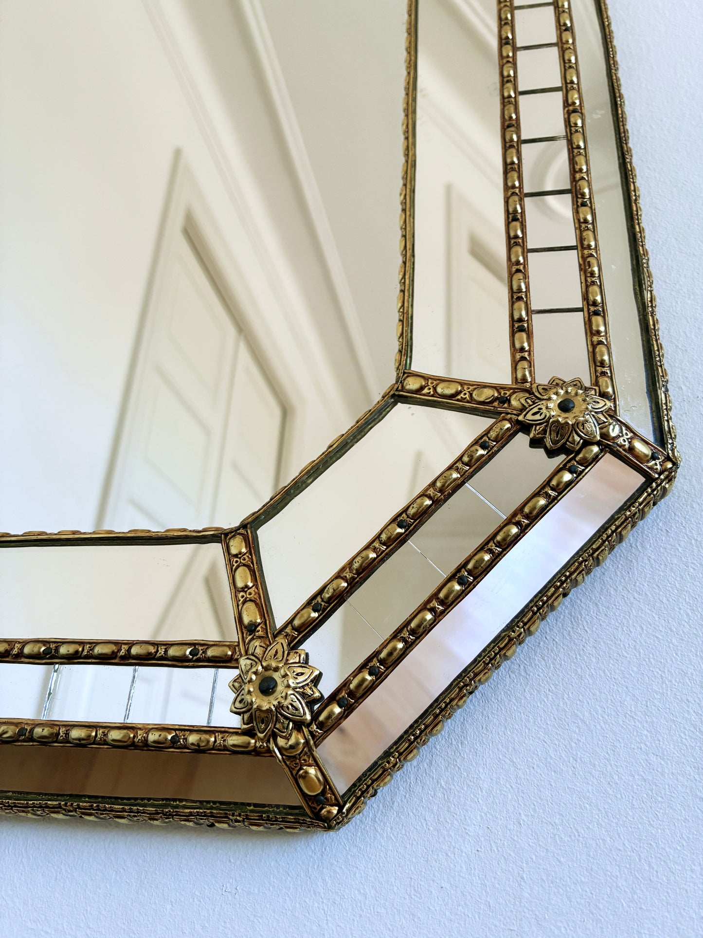 Large Vintage Venetian Rectangular Brass Mirror – Gold Hollywood Regency, Spanish 1990s