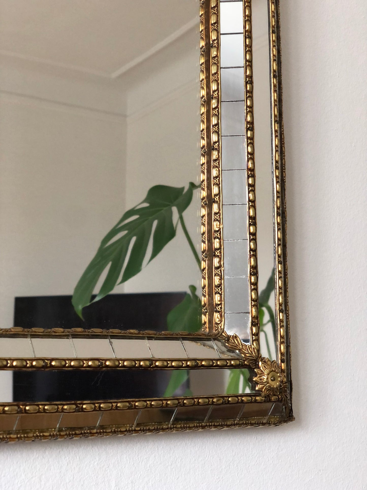 Large Vintage Venetian Brass Mirror – Gold Hollywood Regency, Spanish 1990s