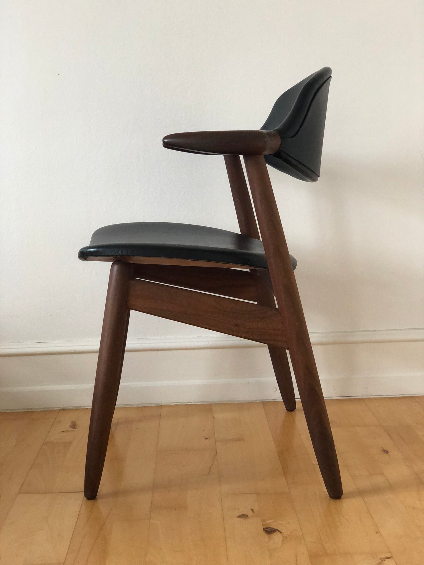 Mid Century Teak Cowhorn Chair Tijsseling 1960s