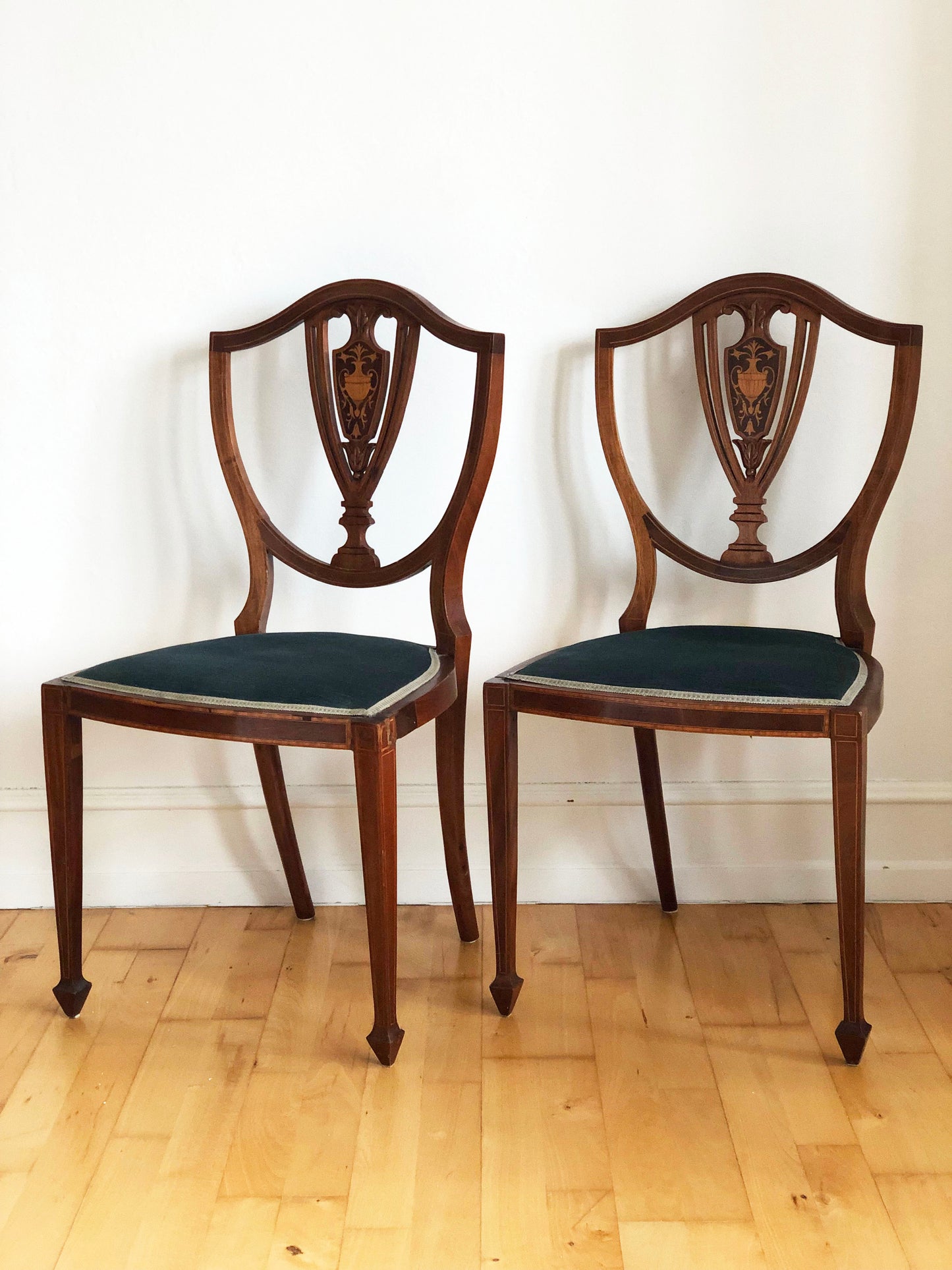 Pair of Antique Mahogany Hepplewhite Revival Chairs Denmark 1900s
