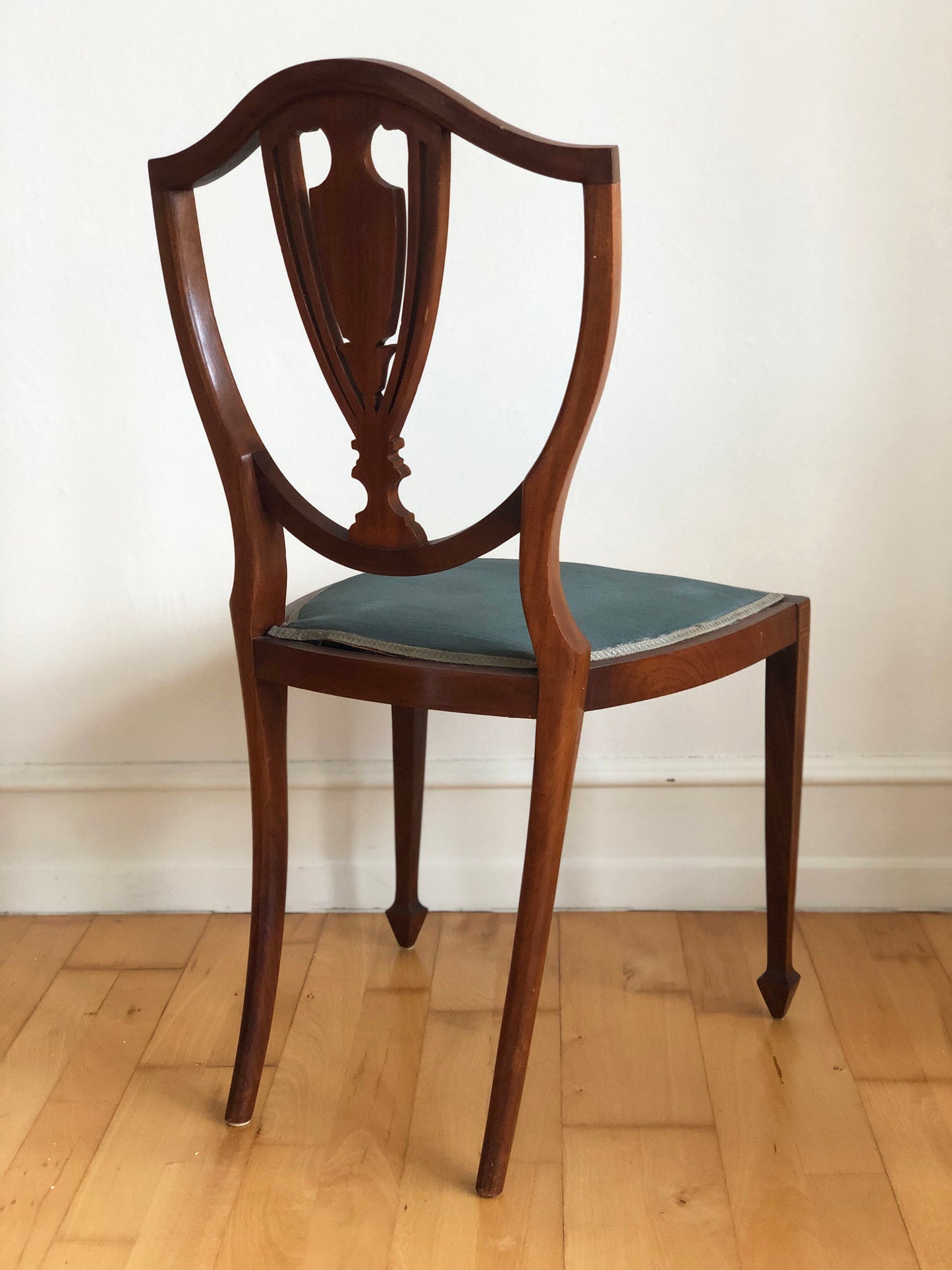 Pair of Antique Mahogany Hepplewhite Revival Chairs Denmark 1900s