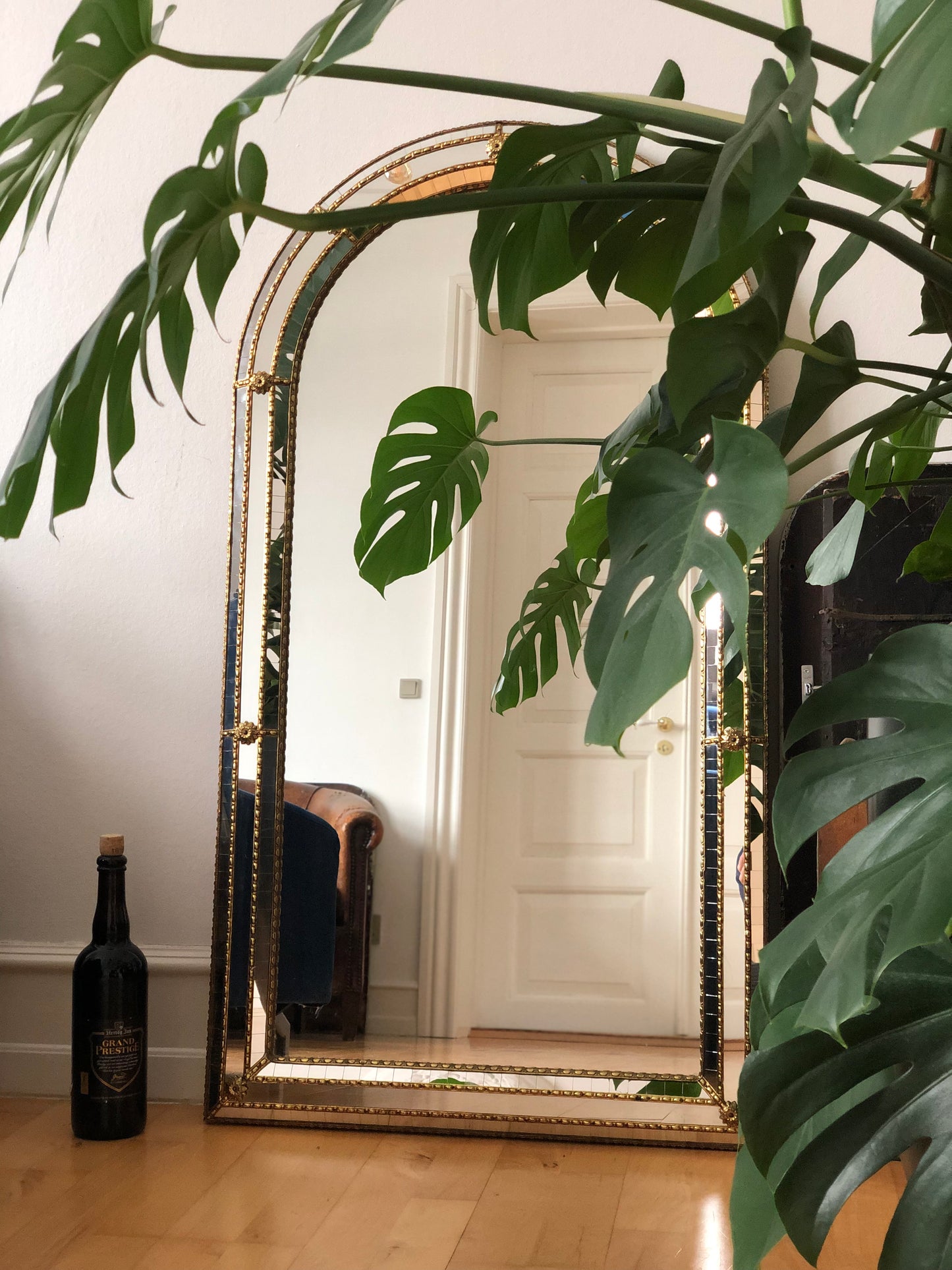A Pair of Large Vintage Venetian Brass Mirrors – Gold Hollywood Regency, Spanish 1990s