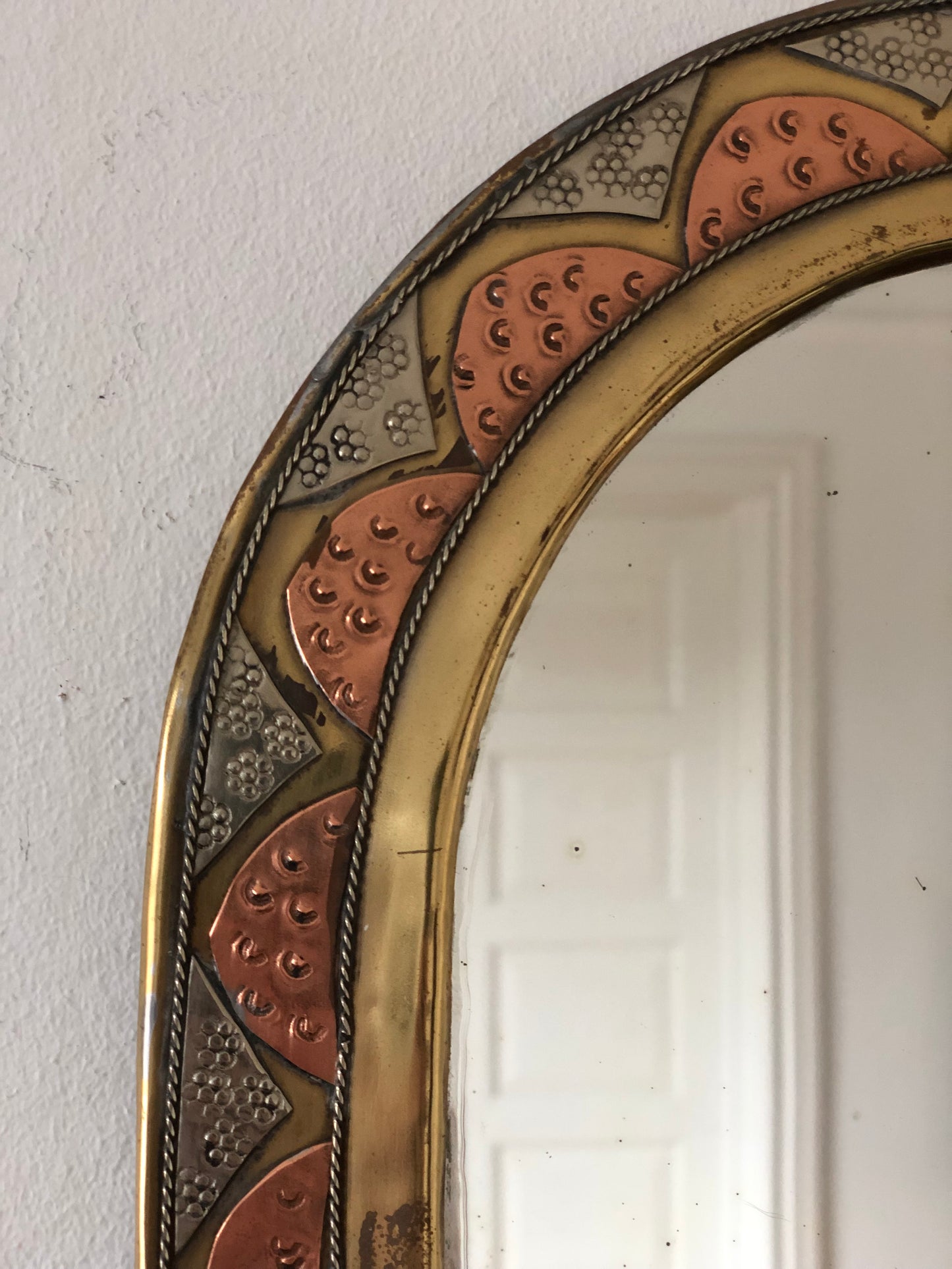 Vintage Arched Wall Mirror – Spanish, Hollywood Regency, Moroccan-inspired 1960s