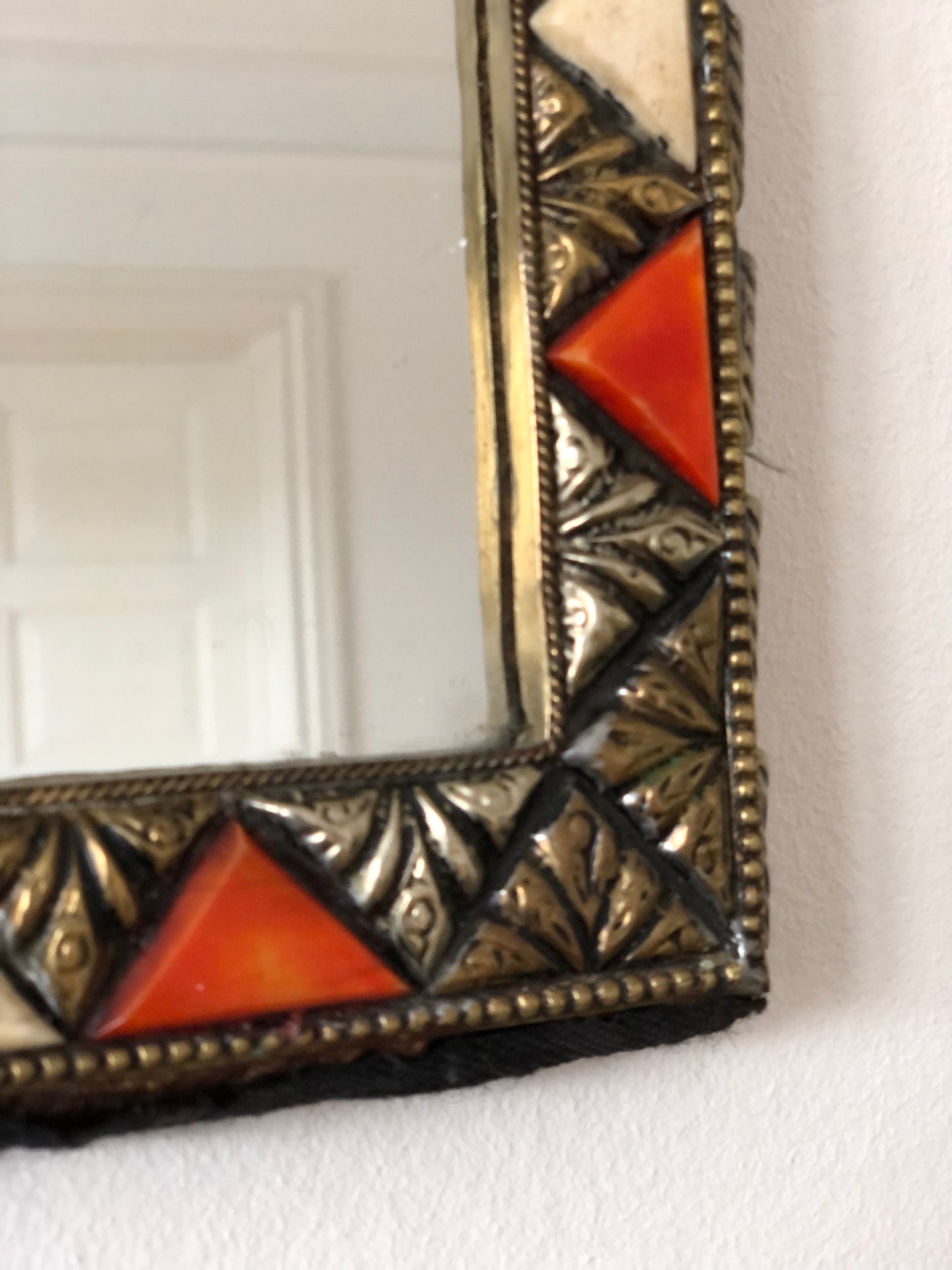 Vintage Arched Wall Mirror – Spanish, Hollywood Regency, Moroccan-inspired 1960s