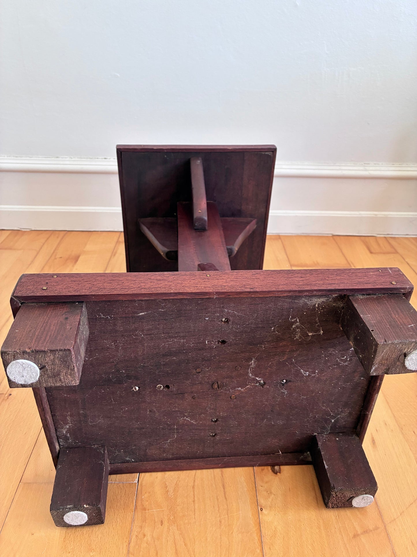 Vintage Arts and Crafts Tile-Top Side Table / Plant Stand