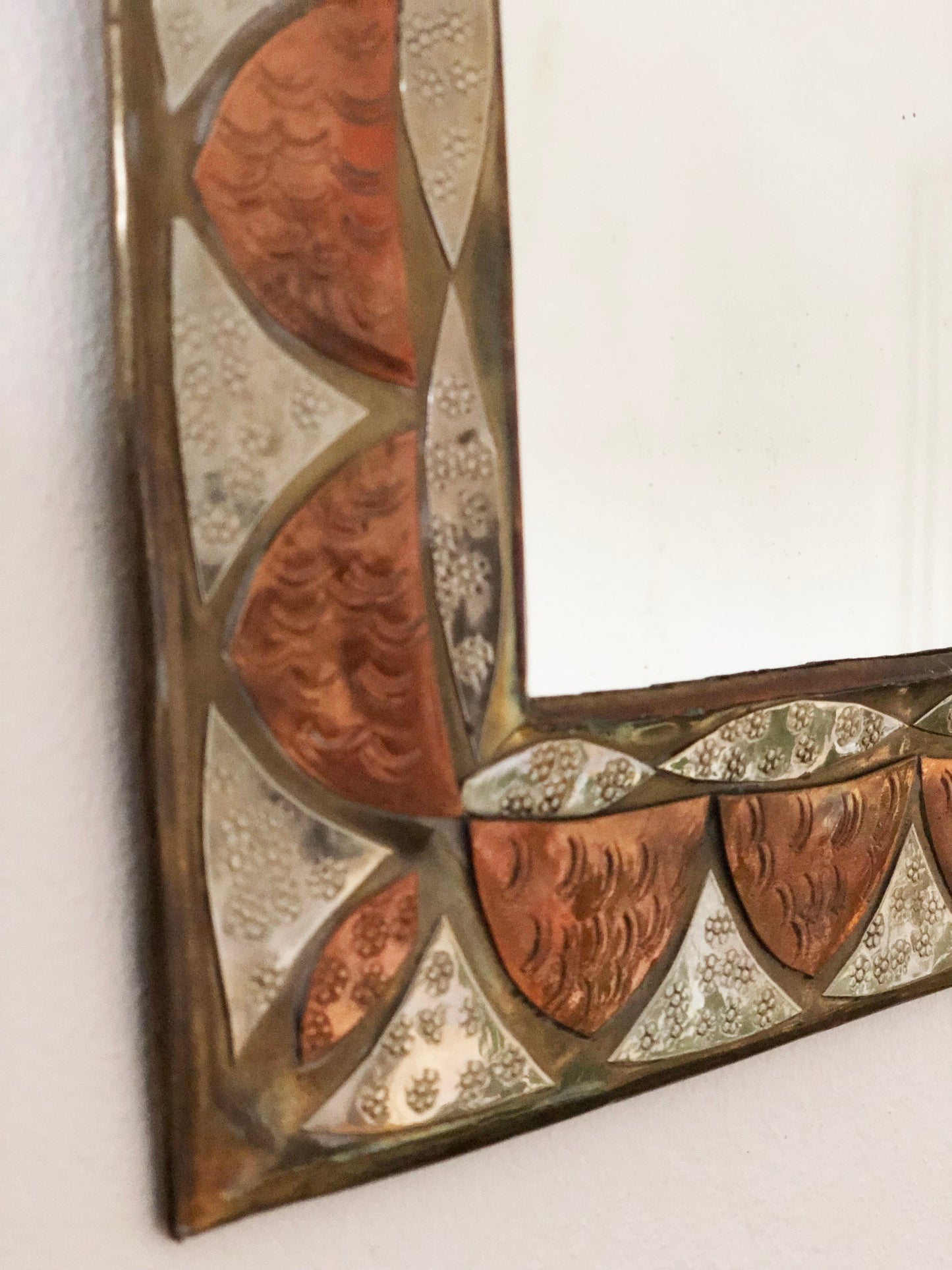 Vintage Brass Wall Mirror – Hollywood Regency, Spanish, 1960s